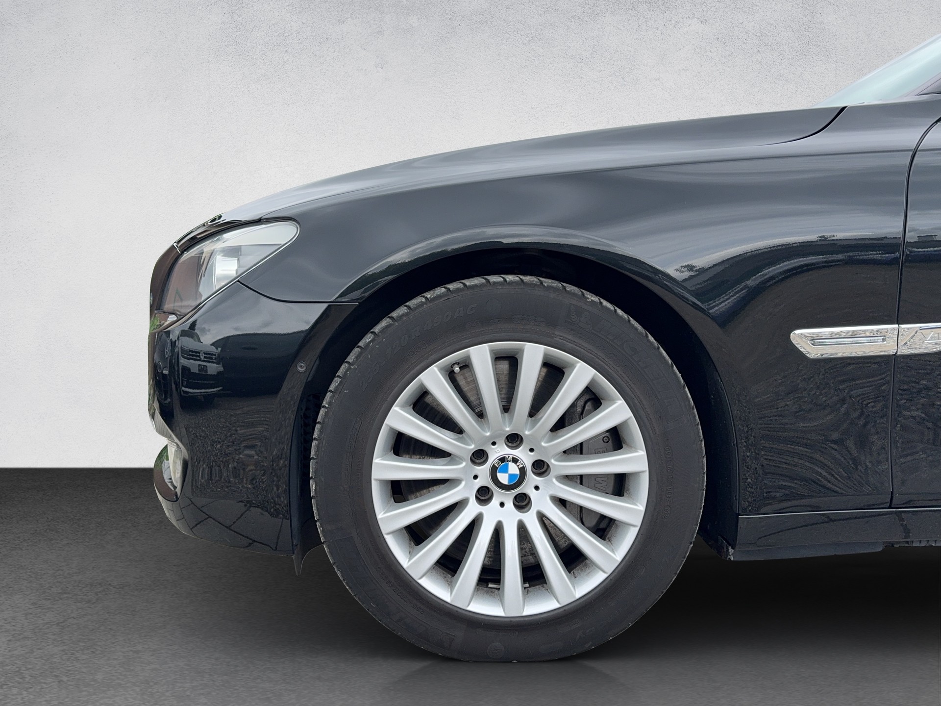 BMW 760i (B7 Panzerung) Sonderschutzfahrzeug-image-14