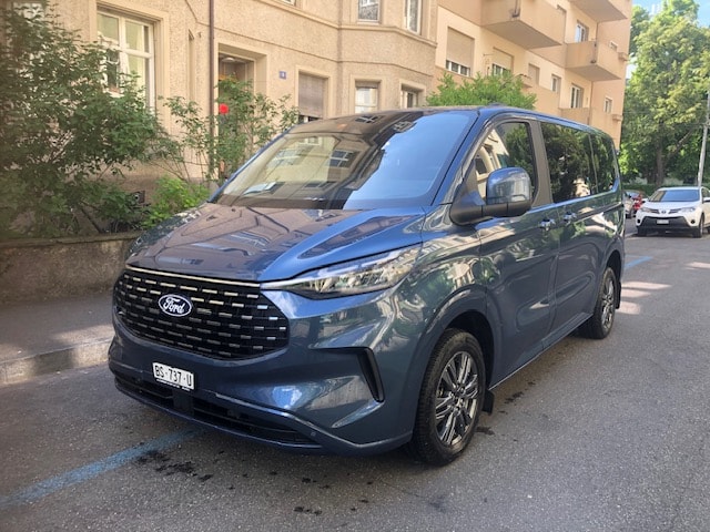 FORD Tourneo Custom 320 L1 2.0 EcoBlue 170 Titanium
