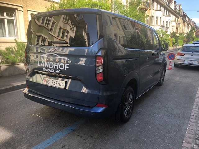 FORD Tourneo Custom 320 L1 2.0 EcoBlue 170 Titanium-showroom-element-3
