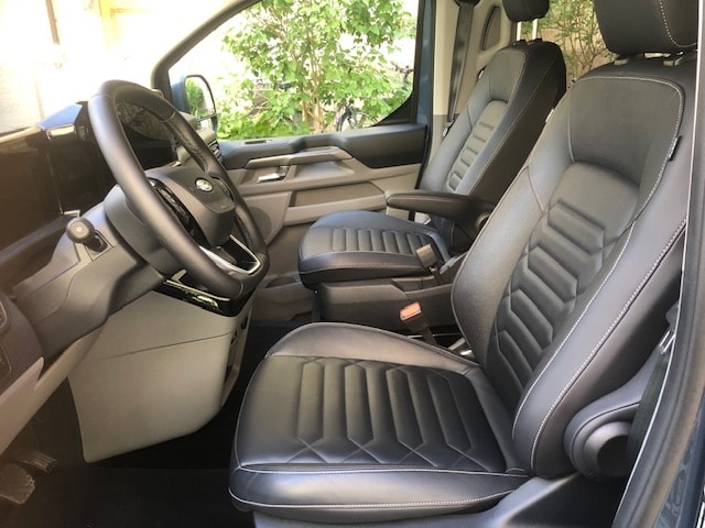 FORD Tourneo Custom 320 L1 2.0 EcoBlue 170 Titanium-image-5