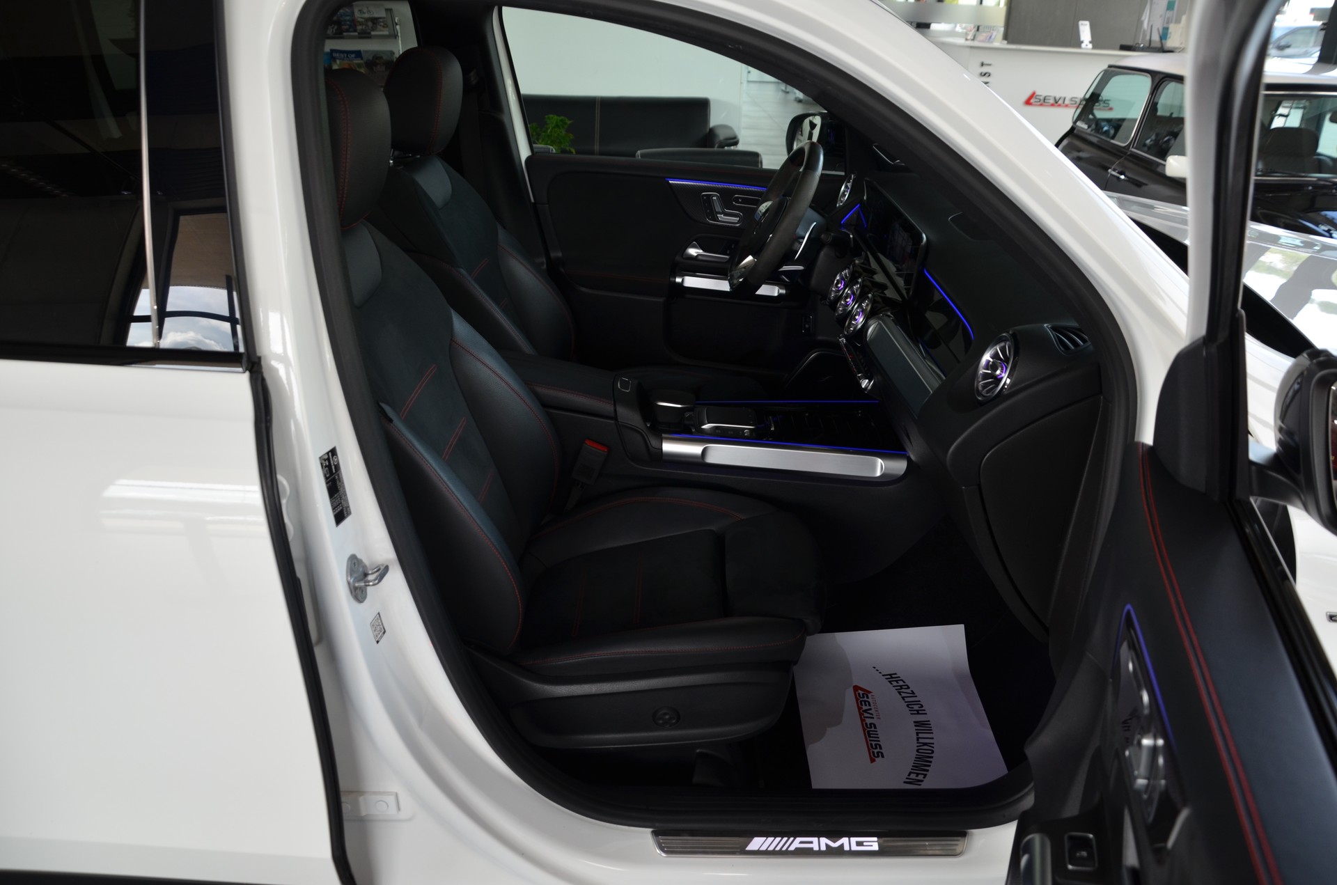 MERCEDES-BENZ GLB 35 AMG 4Matic 8 G-Tronic***Frisch ab MFK mit 1 Jahr oder 20000km Garantie***-image-11