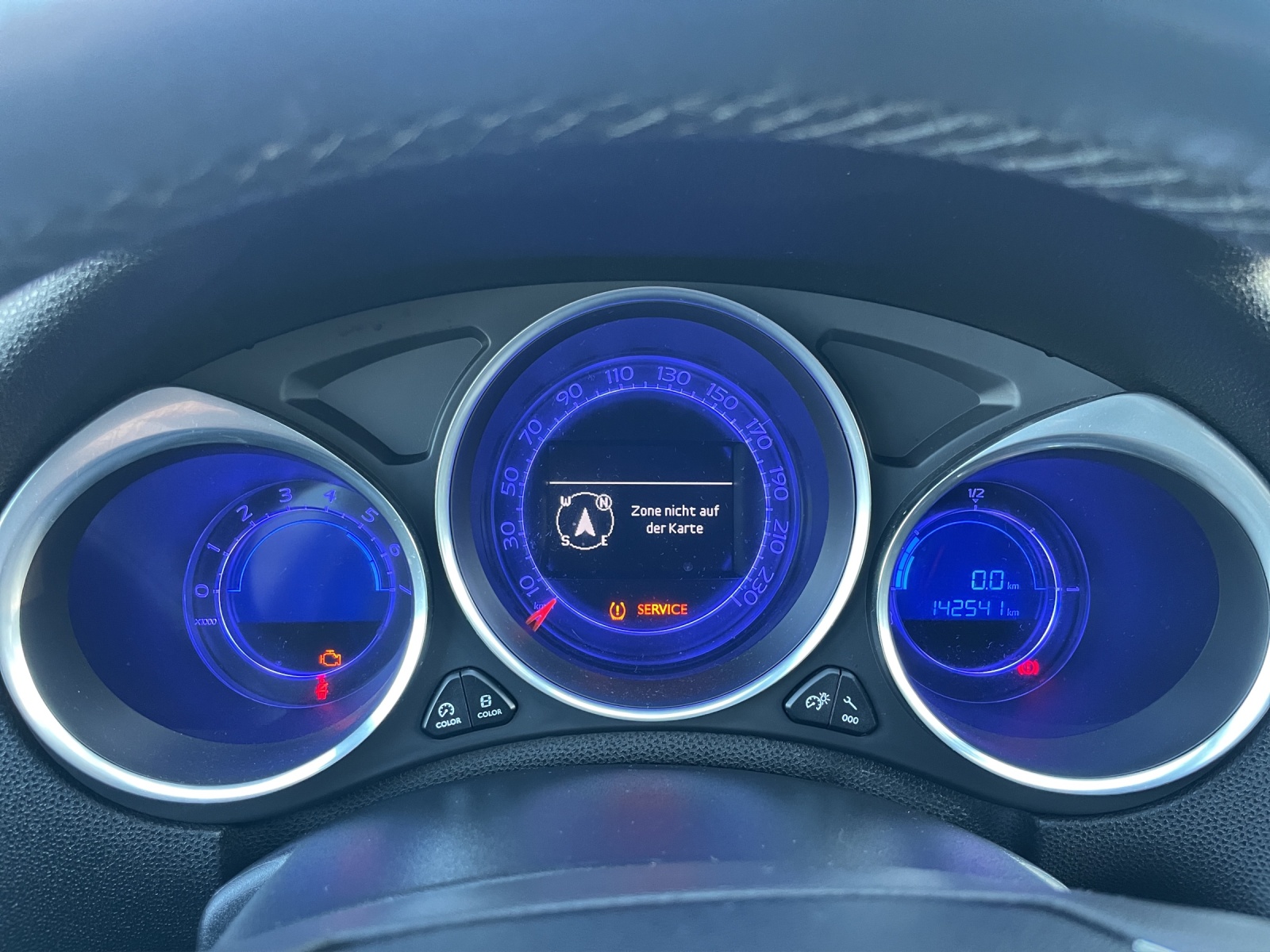 DS AUTOMOBILES DS4 2.0 BlueHDi So Chic-image-9