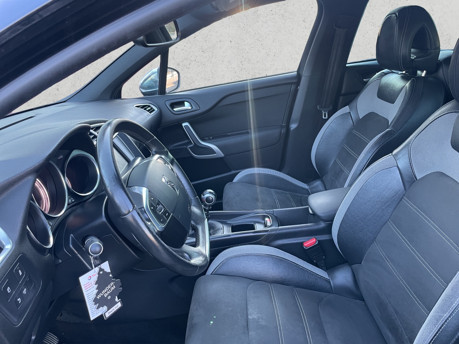 DS AUTOMOBILES DS4 2.0 BlueHDi So Chic-image-8
