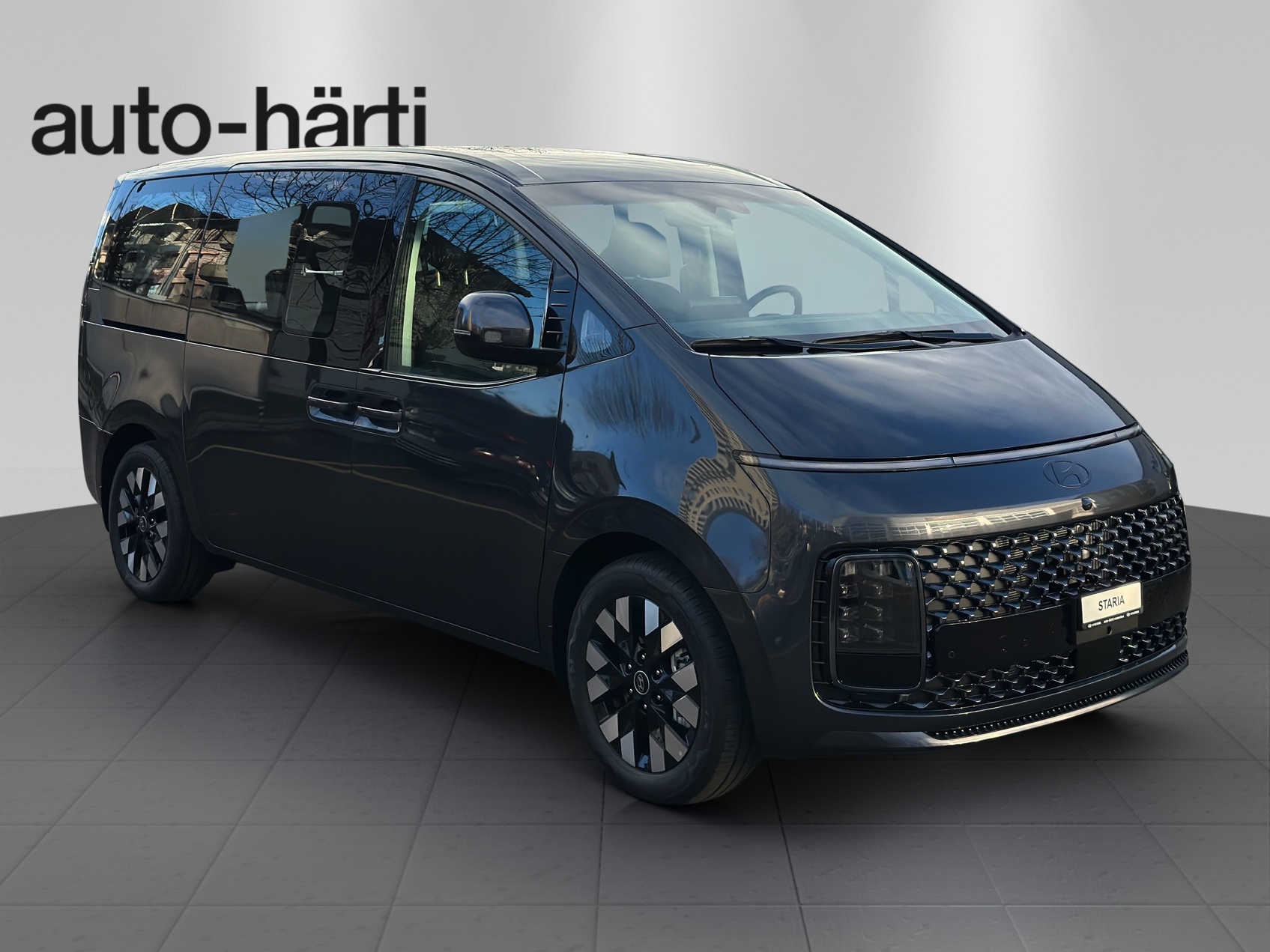 HYUNDAI Staria Pr. 1.6 HEV Amplia-image-6