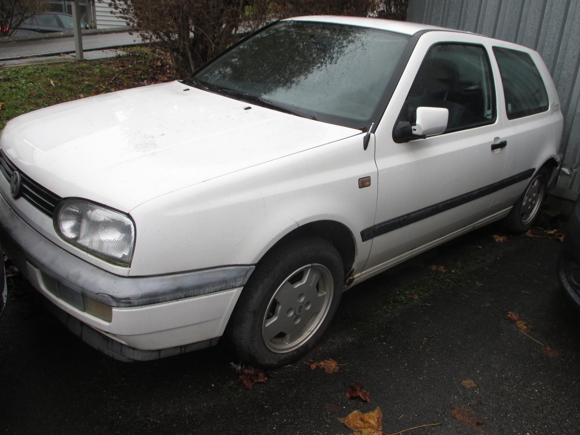 VW Golf 2000 Avenue