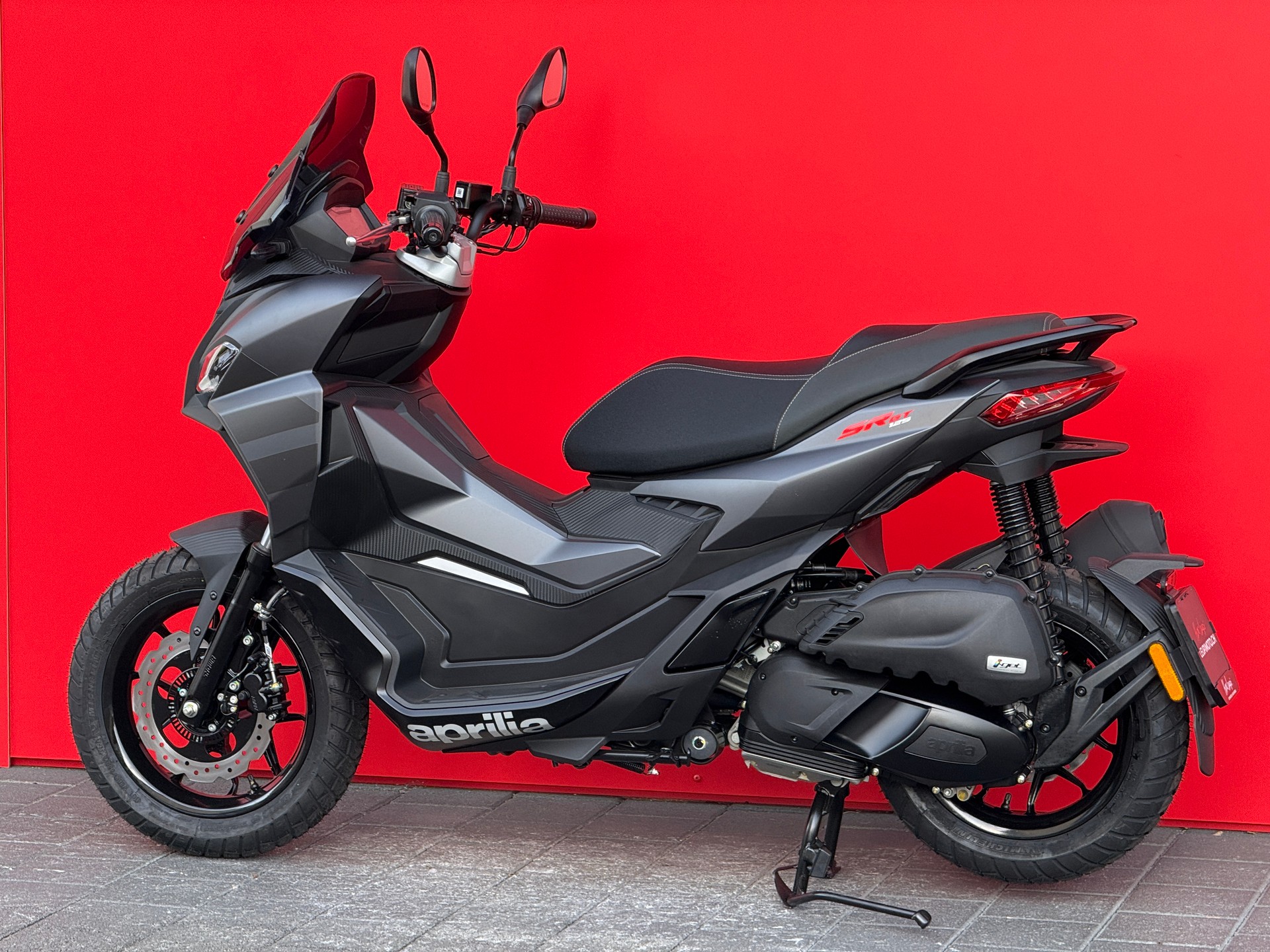 APRILIA SR 125 GT ABS-image-9