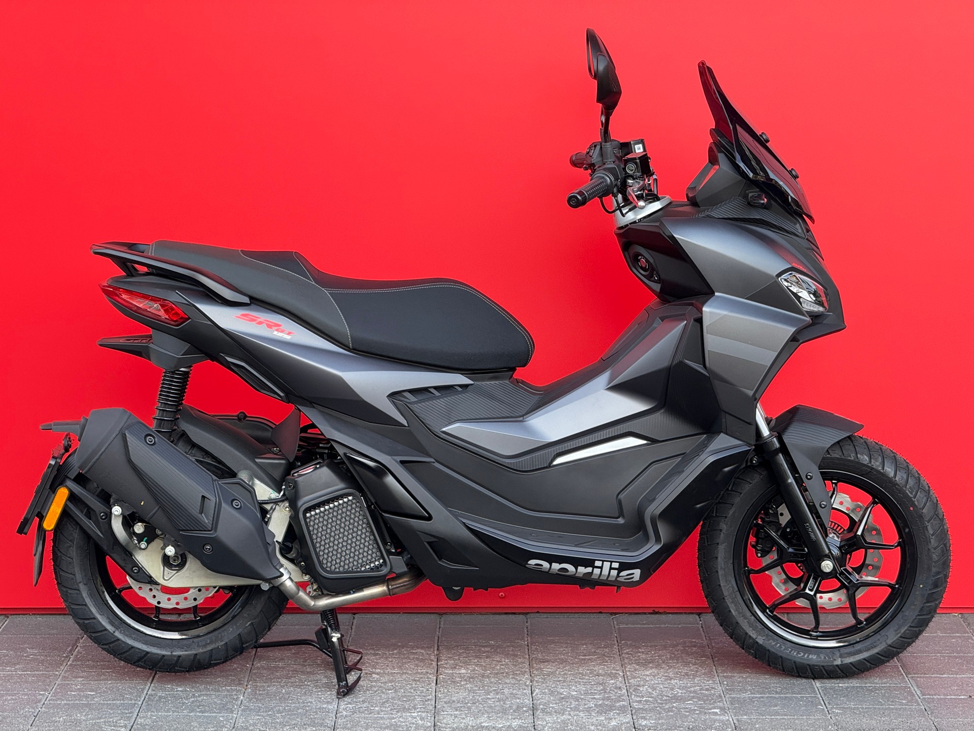 APRILIA SR 125 GT ABS-image-15