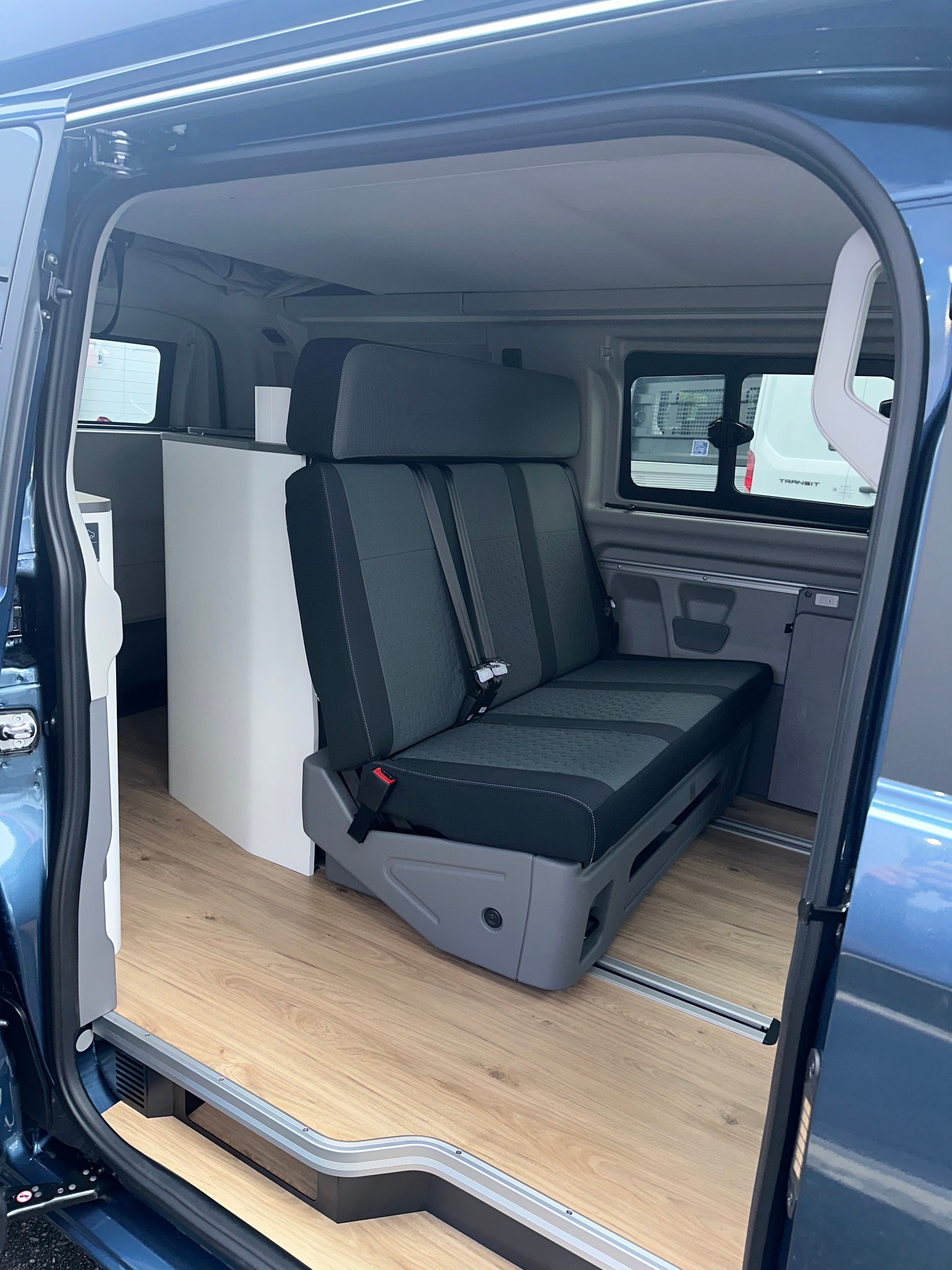FORD Transit C Nugget 320 L1 2.0 Ec Titanium/170CV/Aut.-image-13