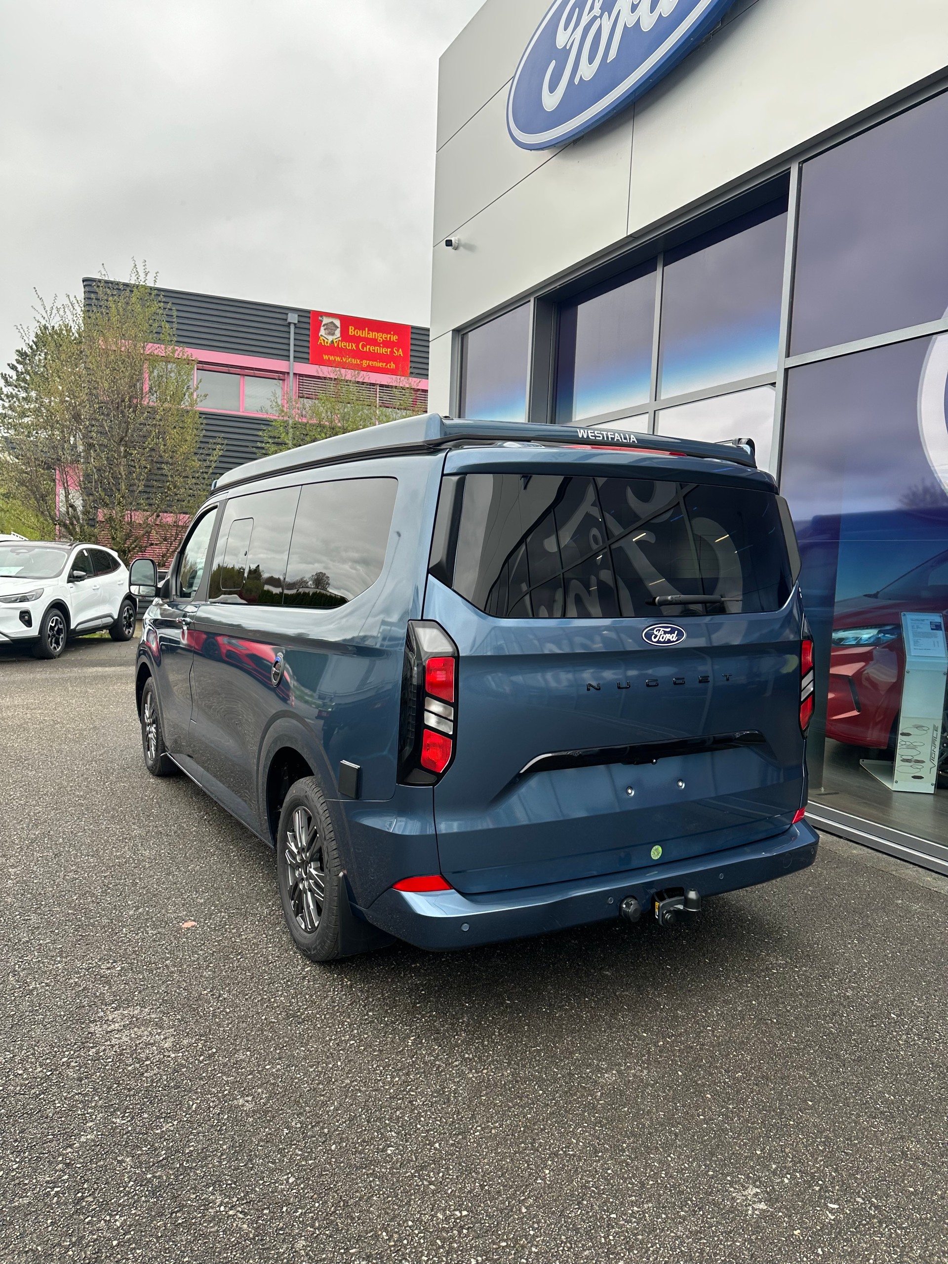 FORD Transit C Nugget 320 L1 2.0 Ec Titanium/170CV/Aut.-image-3