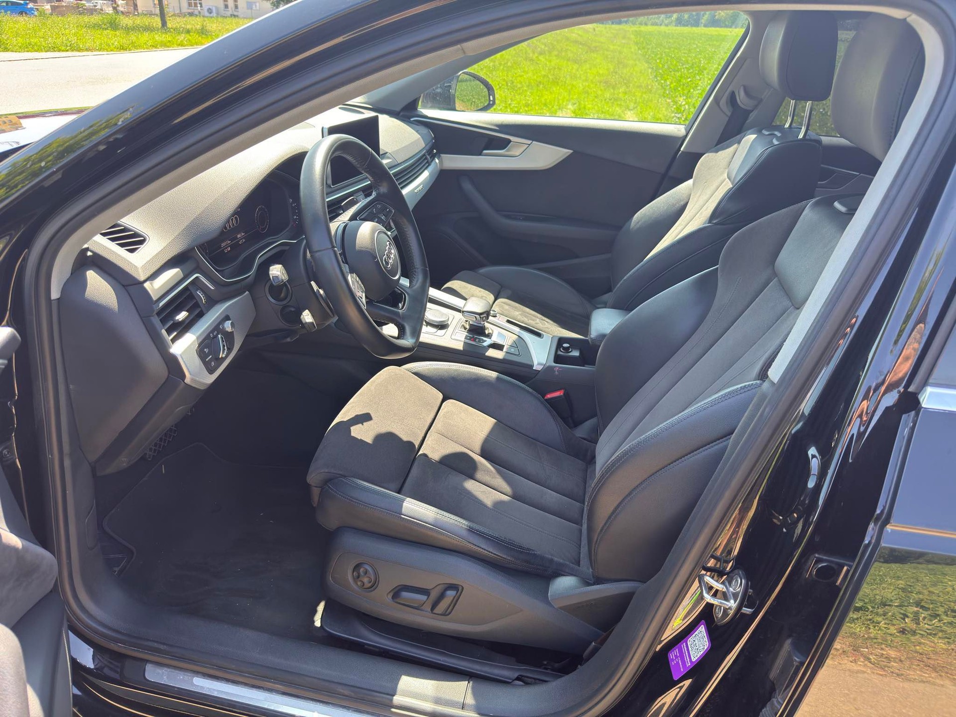 AUDI A4 Avant 2.0 TFSI Sport quattro S-tronic-image-6