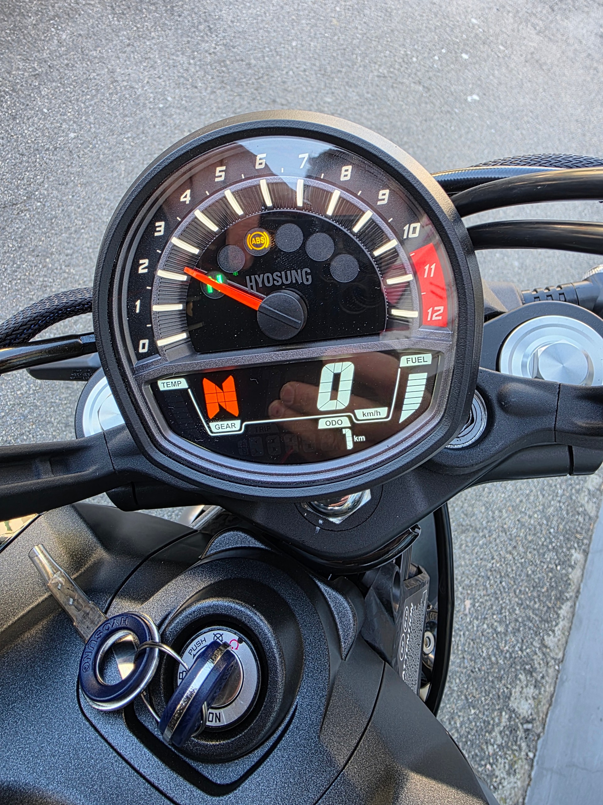 HYOSUNG 125 GV X-image-9