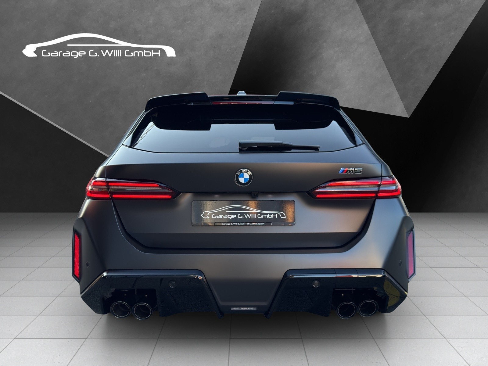 BMW M5 xDrive Touring-image-5