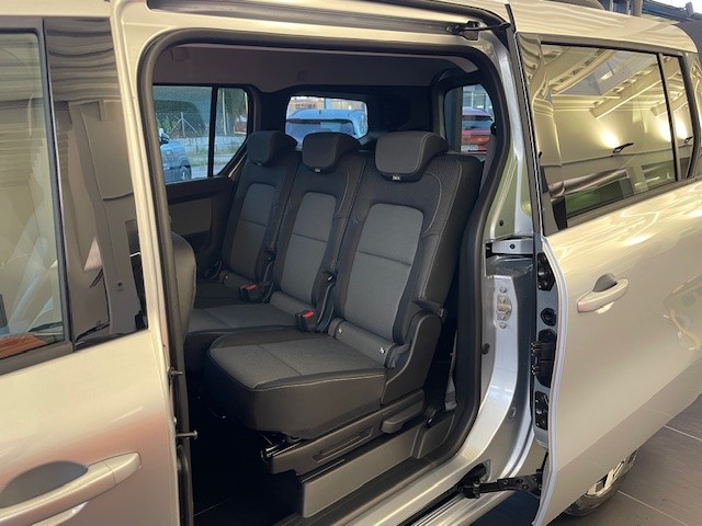 RENAULT Grand Kangoo 1.3 TCe 130 PF Techno EDC-image-15
