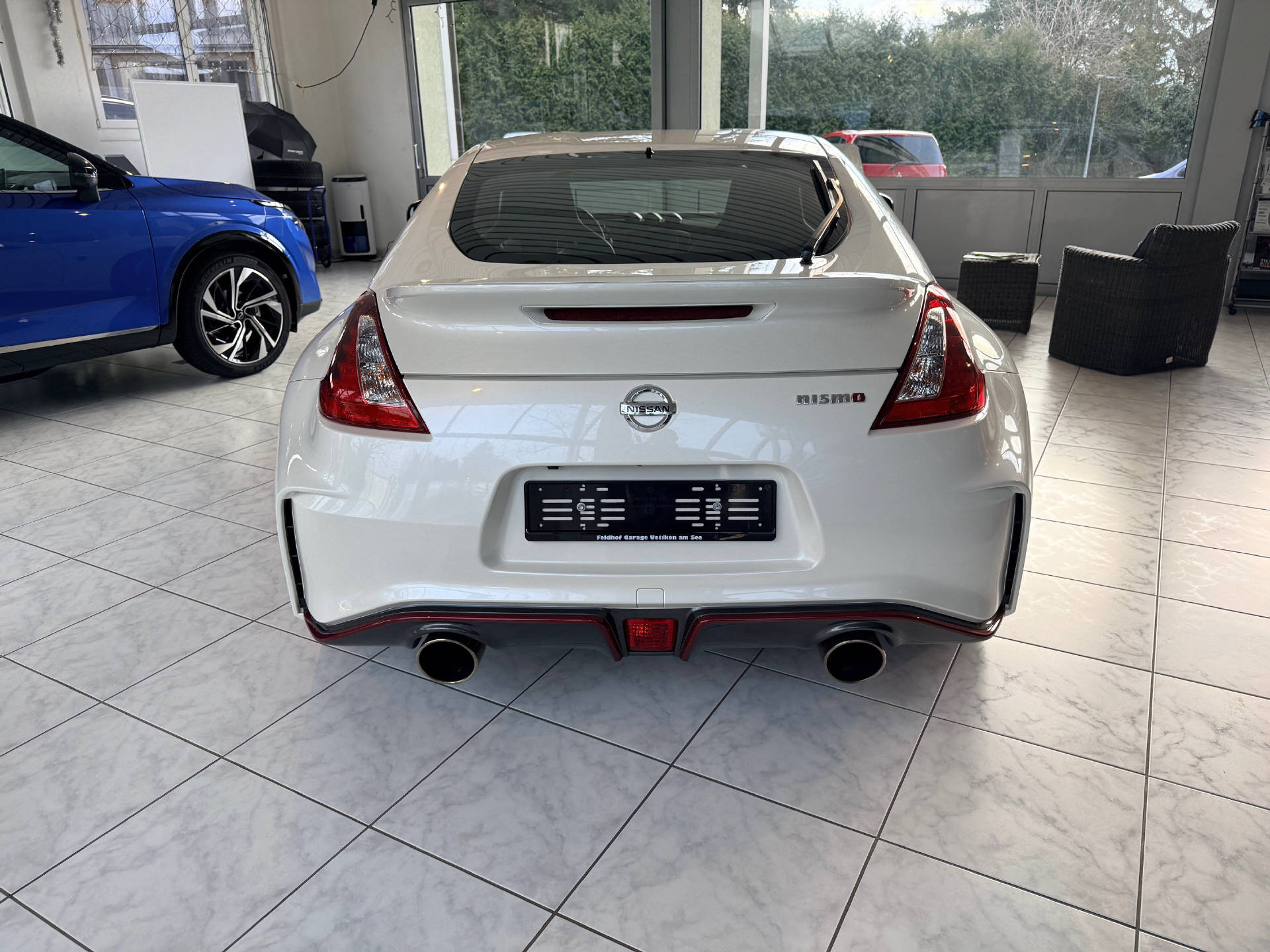 NISSAN 370 Z Coupé 3.7 V6 24V Nismo-image-8