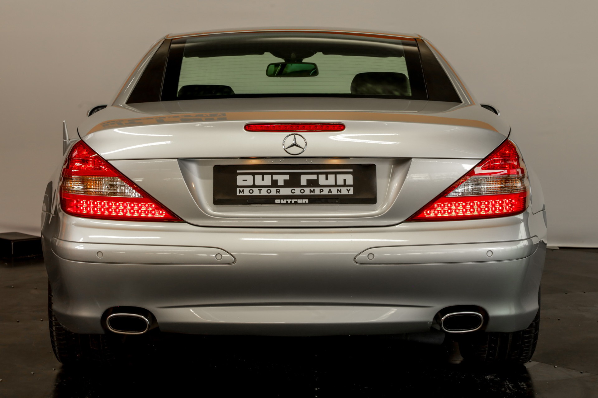 MERCEDES-BENZ SL 350 7G-Tronic-showroom-element-3