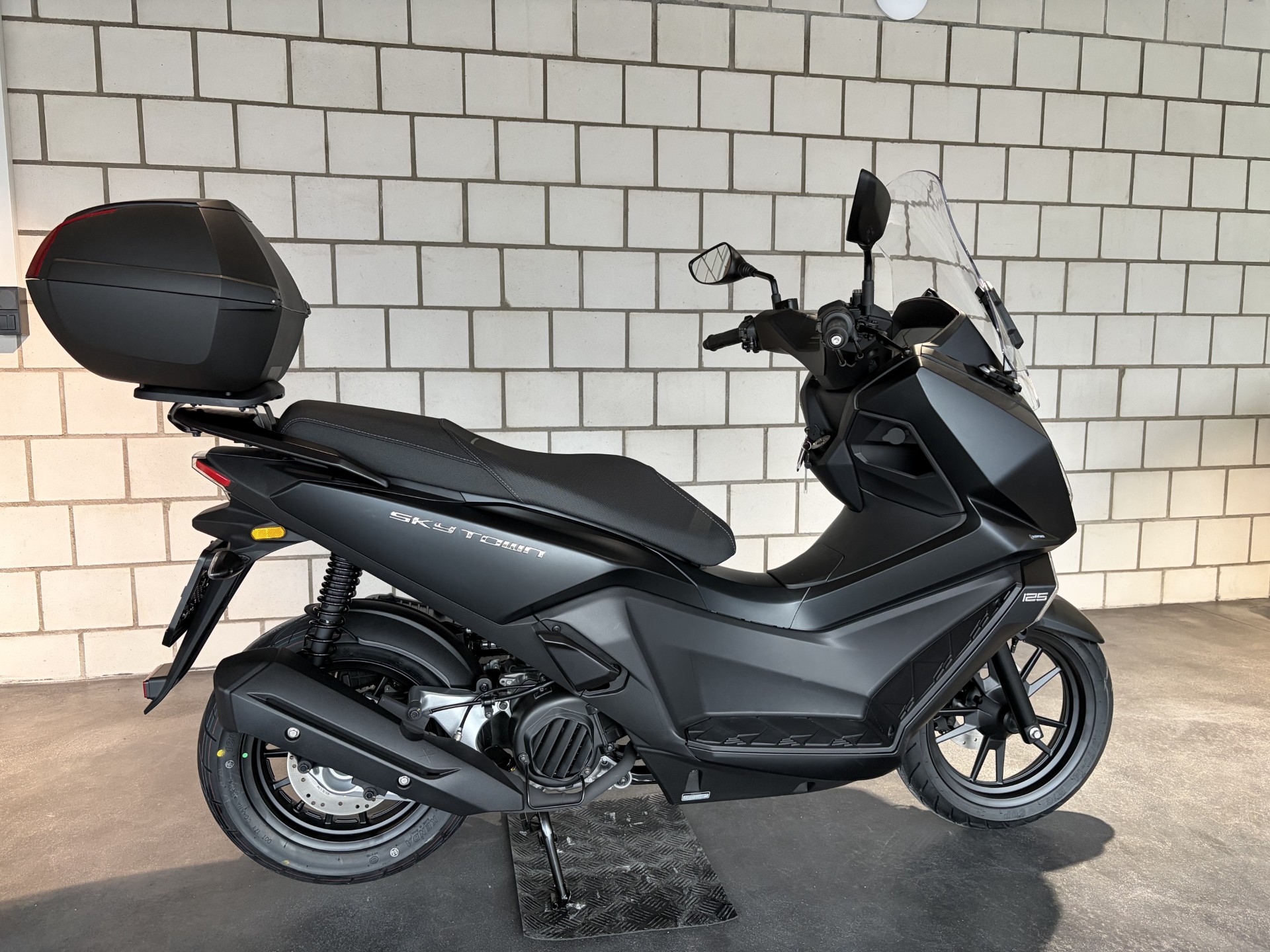 KYMCO Sky Town 125i CBS-image-1
