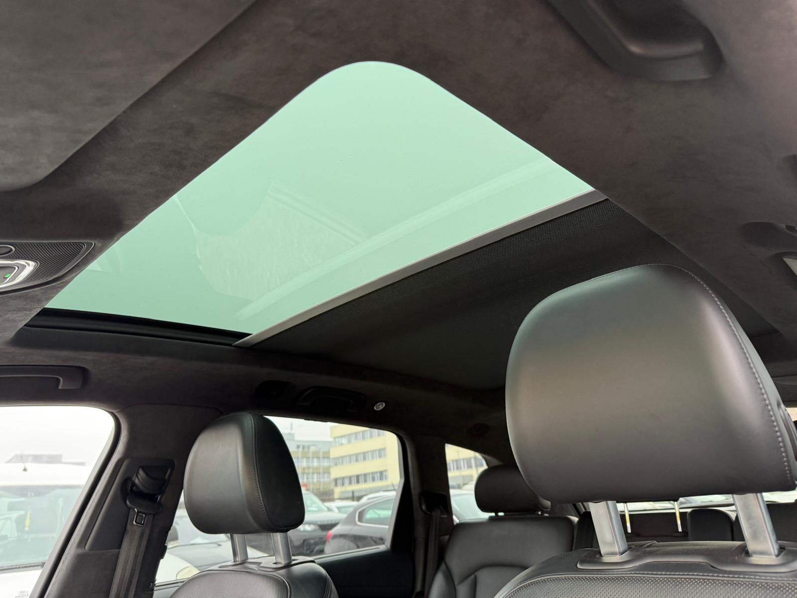 AUDI SQ7 4.0 TDI quattro tiptronic-image-10