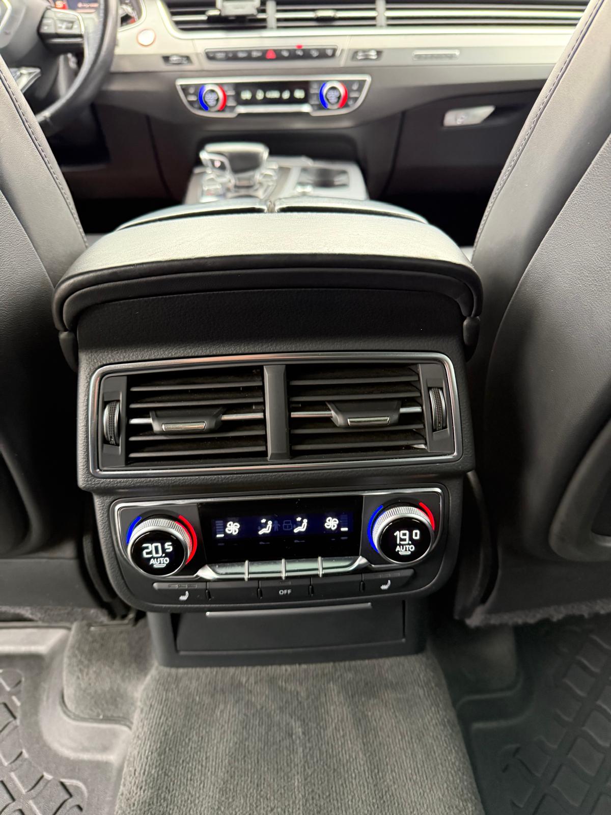 AUDI SQ7 4.0 TDI quattro tiptronic-image-14
