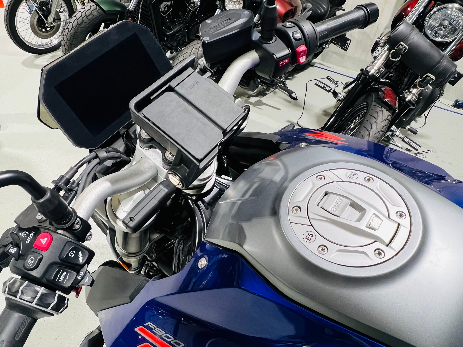 BMW F 900 R A2 ABS-image-7