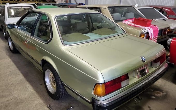 BMW 630-showroom-element-1