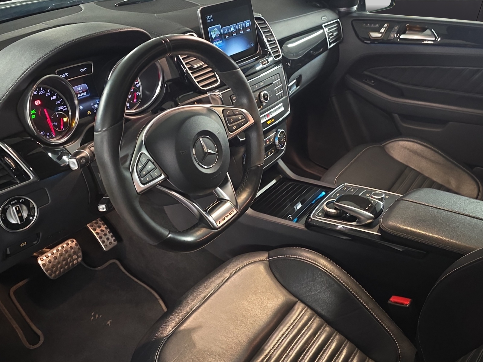 MERCEDES-BENZ GLE 43 AMG Executive 4Matic 9G-Tronic-image-9
