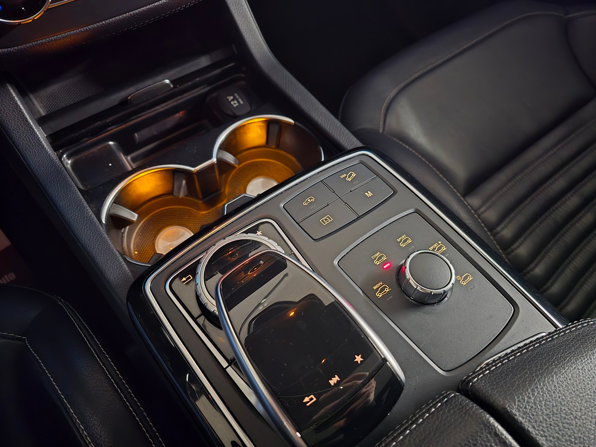 MERCEDES-BENZ GLE 43 AMG Executive 4Matic 9G-Tronic-image-17