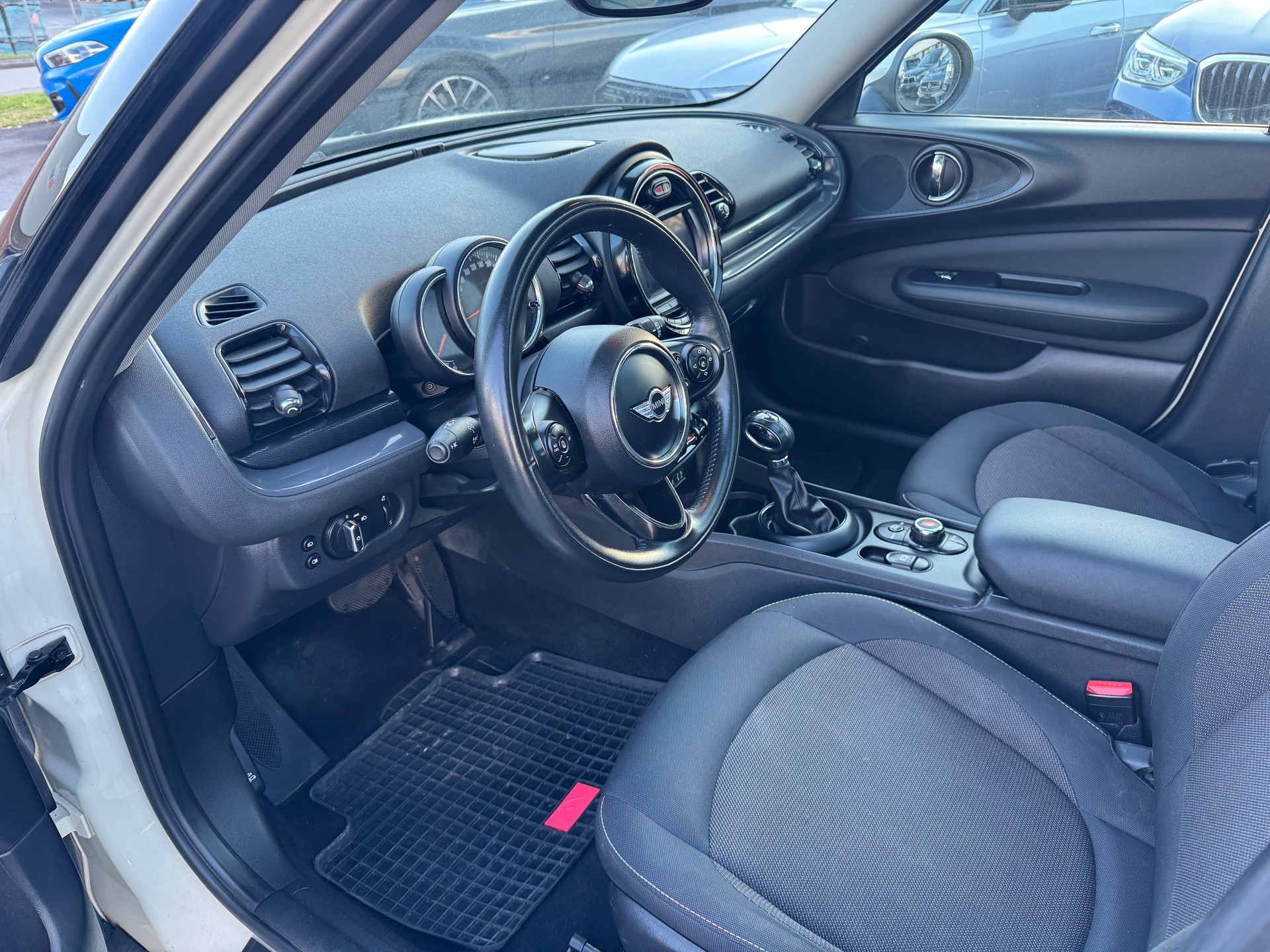 MINI Clubman Cooper Steptronic-image-13