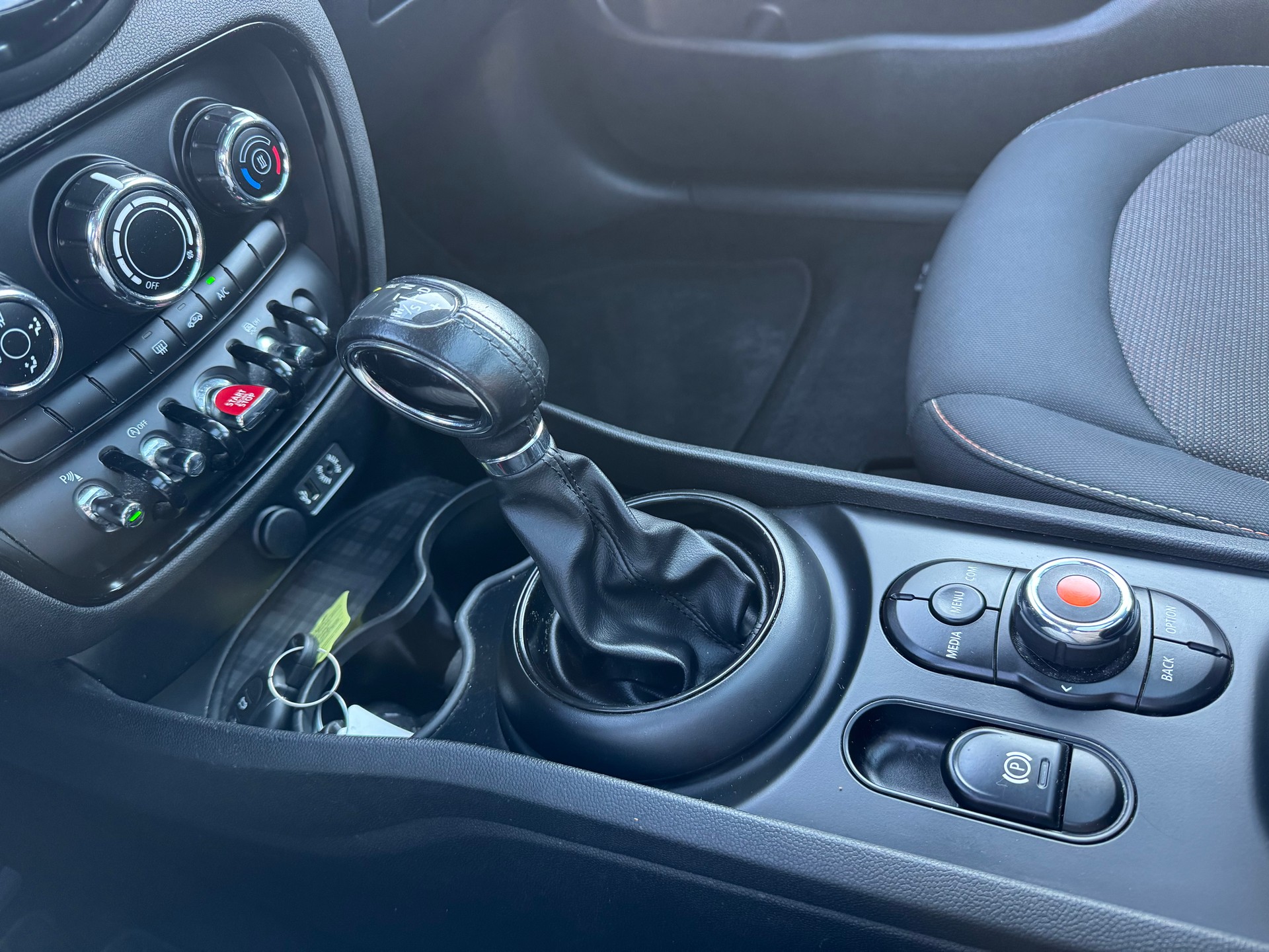 MINI Clubman Cooper Steptronic-image-19