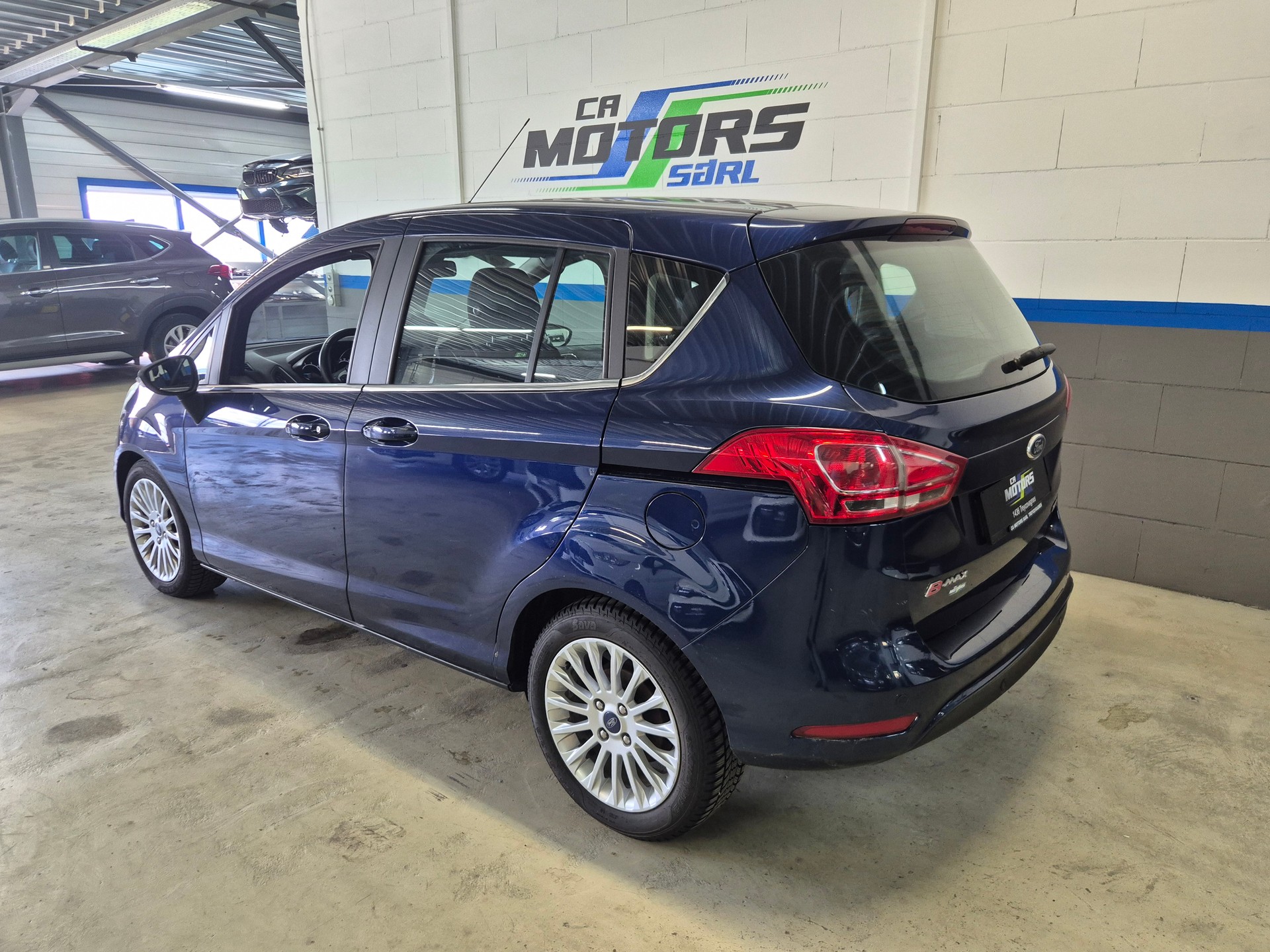 FORD B-Max 1.0 SCTi Titanium-image-4