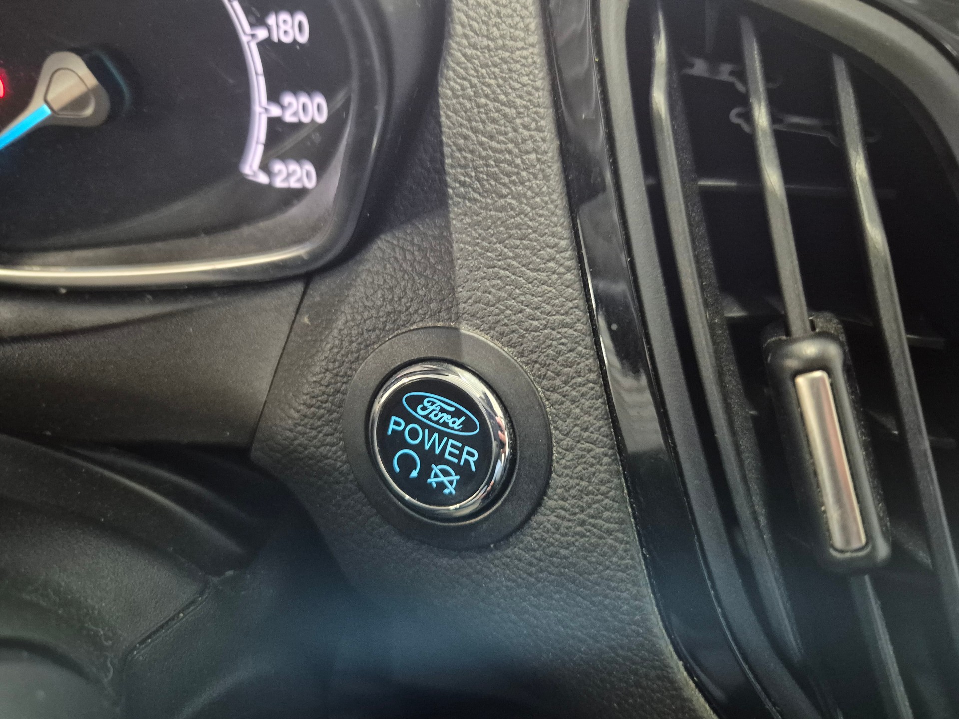 FORD B-Max 1.0 SCTi Titanium-image-8
