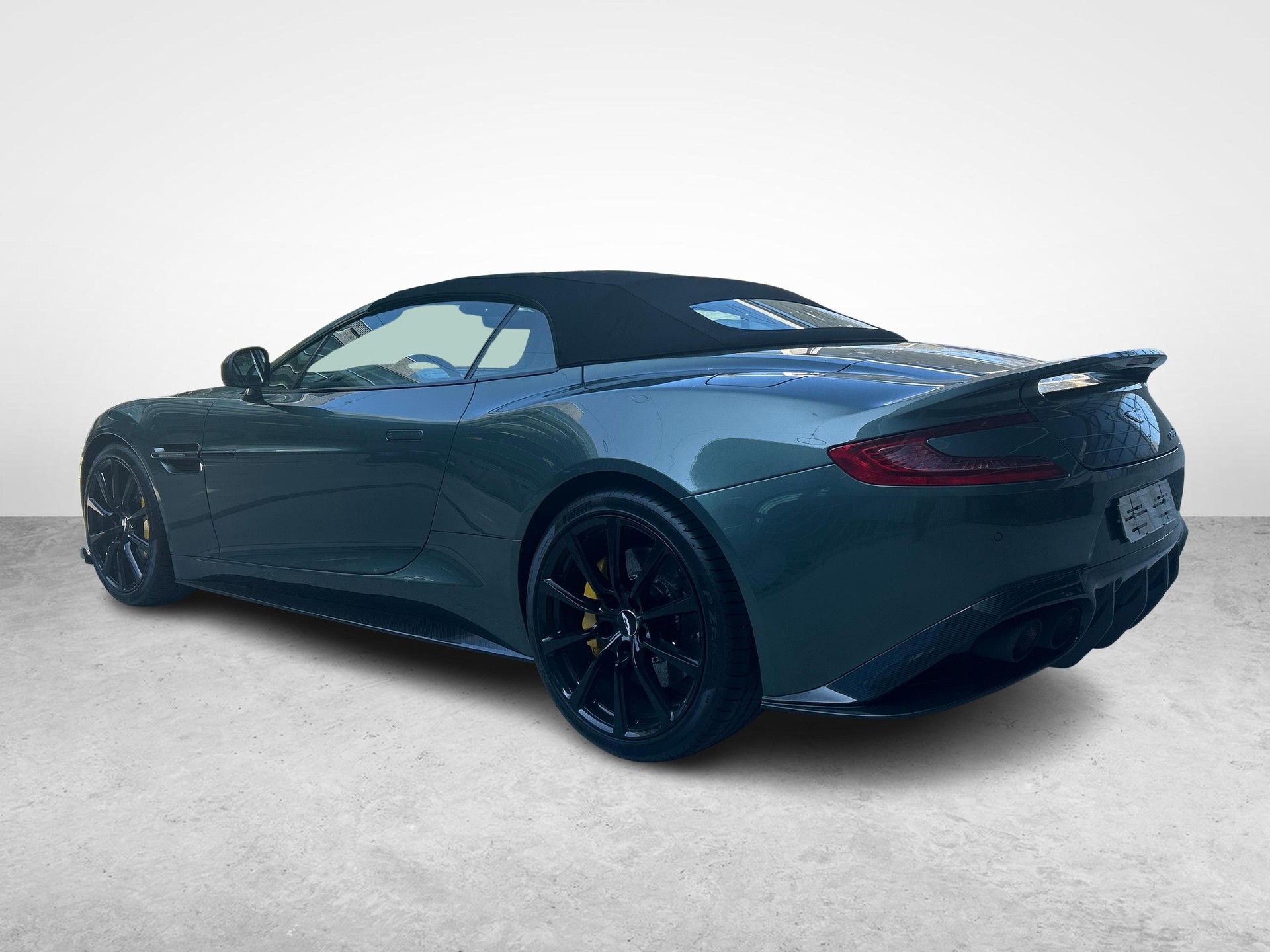 ASTON MARTIN Vanquish S Volante 6.0 V12-image-29