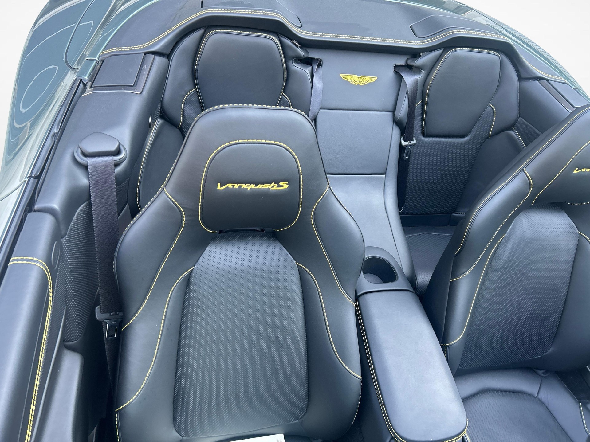 ASTON MARTIN Vanquish S Volante 6.0 V12-image-10