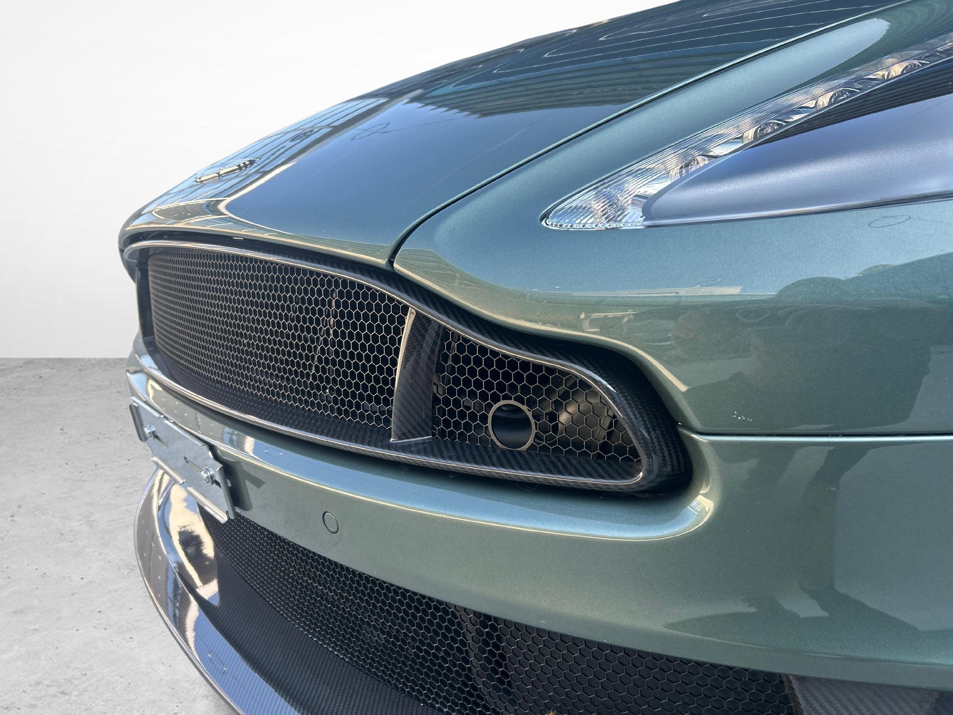ASTON MARTIN Vanquish S Volante 6.0 V12-image-15