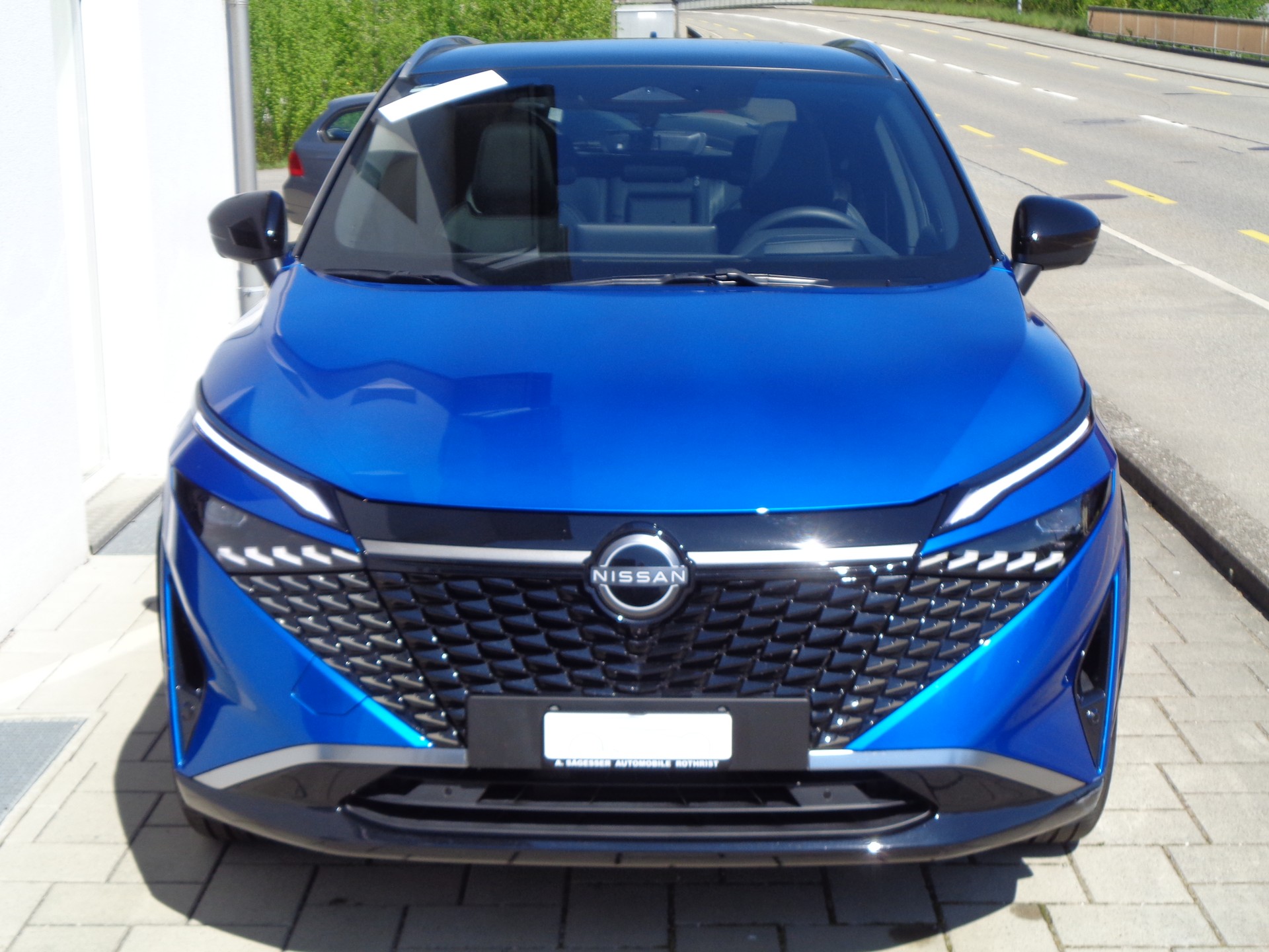 NISSAN Qashqai 1.3 DIG-T MHEV Tekna+ Xtronic 4x4-showroom-element-2