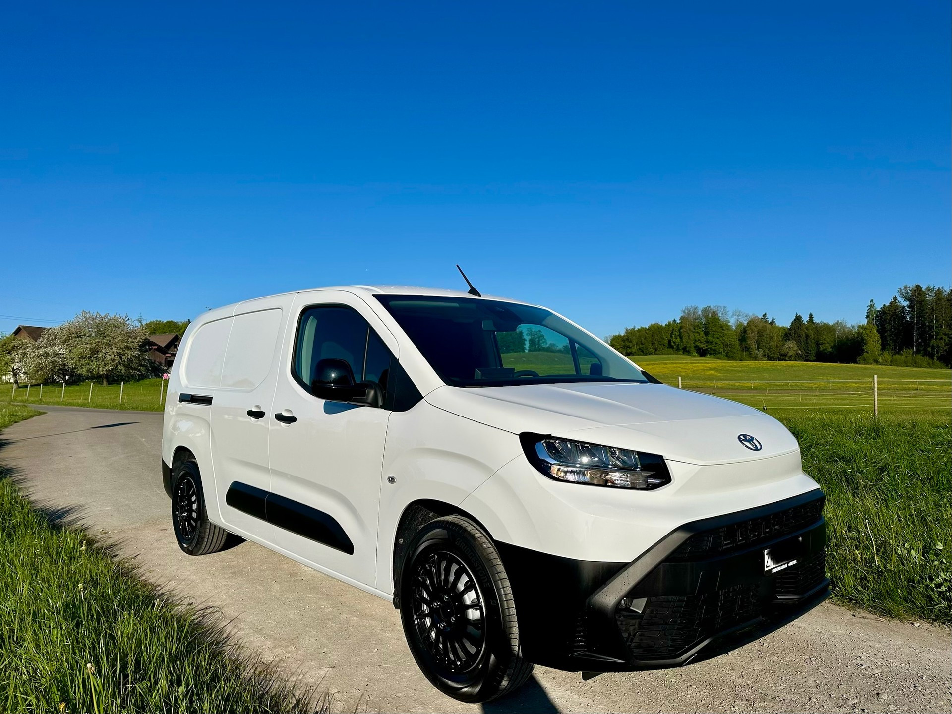 TOYOTA Proace City Van EV 50 kWh Active Long L2