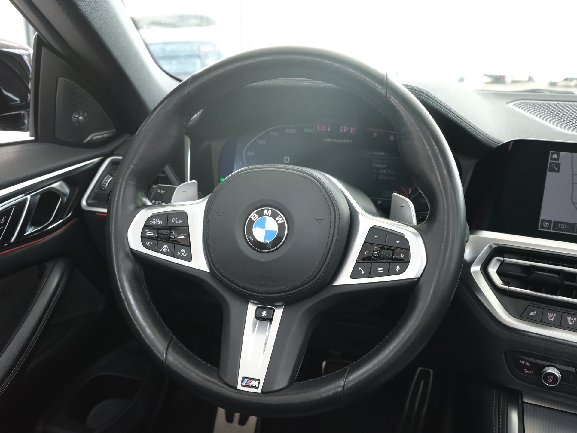 BMW M440i xDrive 48V Cabriolet Steptronic *AHK 1800KG* HEAD-UP*-image-17