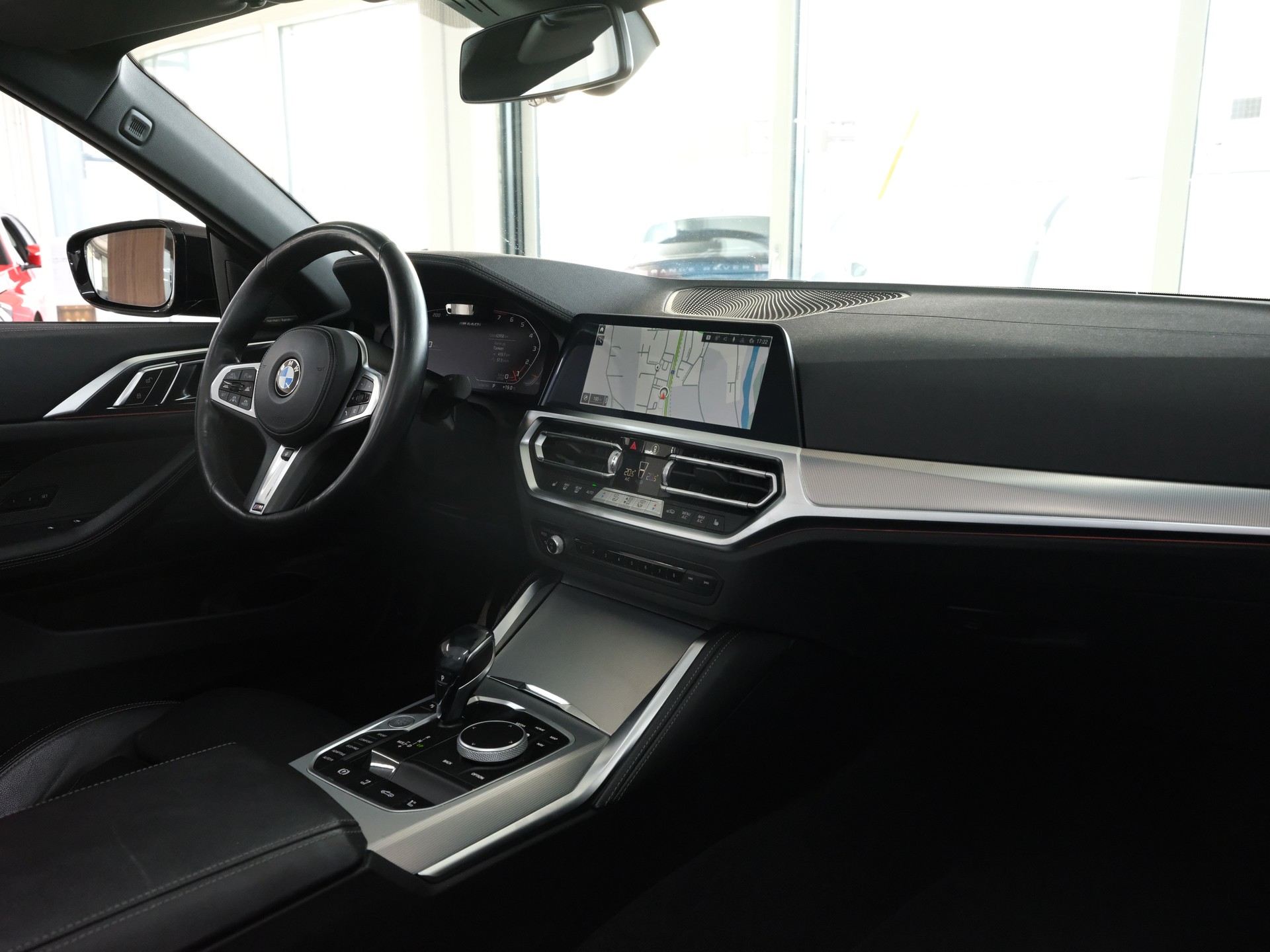 BMW M440i xDrive 48V Cabriolet Steptronic *AHK 1800KG* HEAD-UP*-image-12
