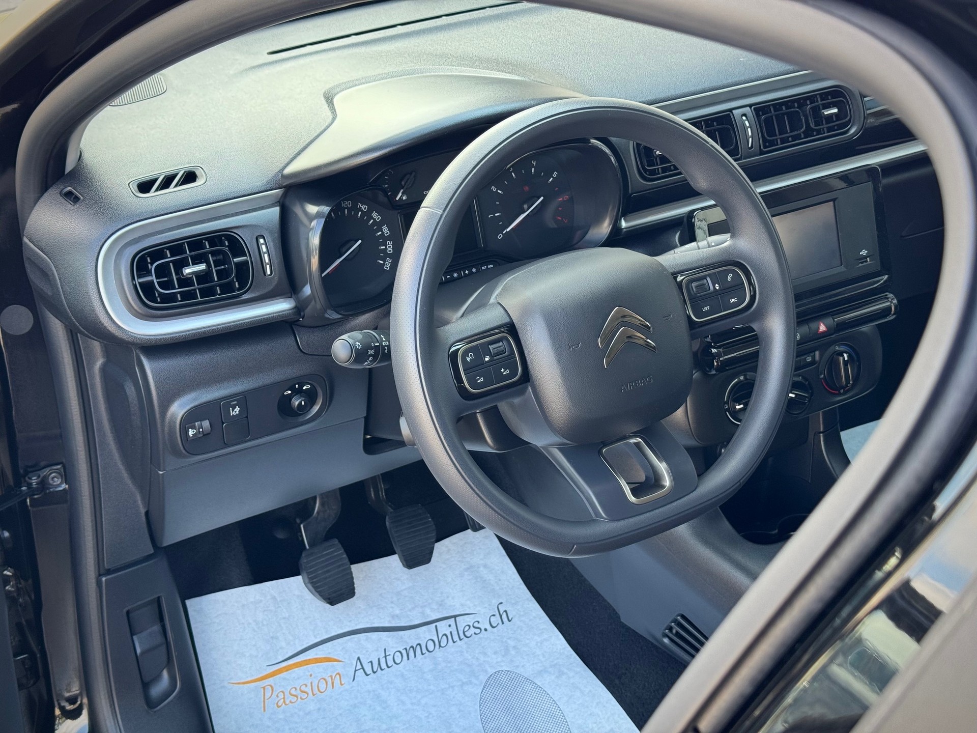 CITROEN C3 1.2i PureTech You! - Véhicule Suisse (CH)-image-8