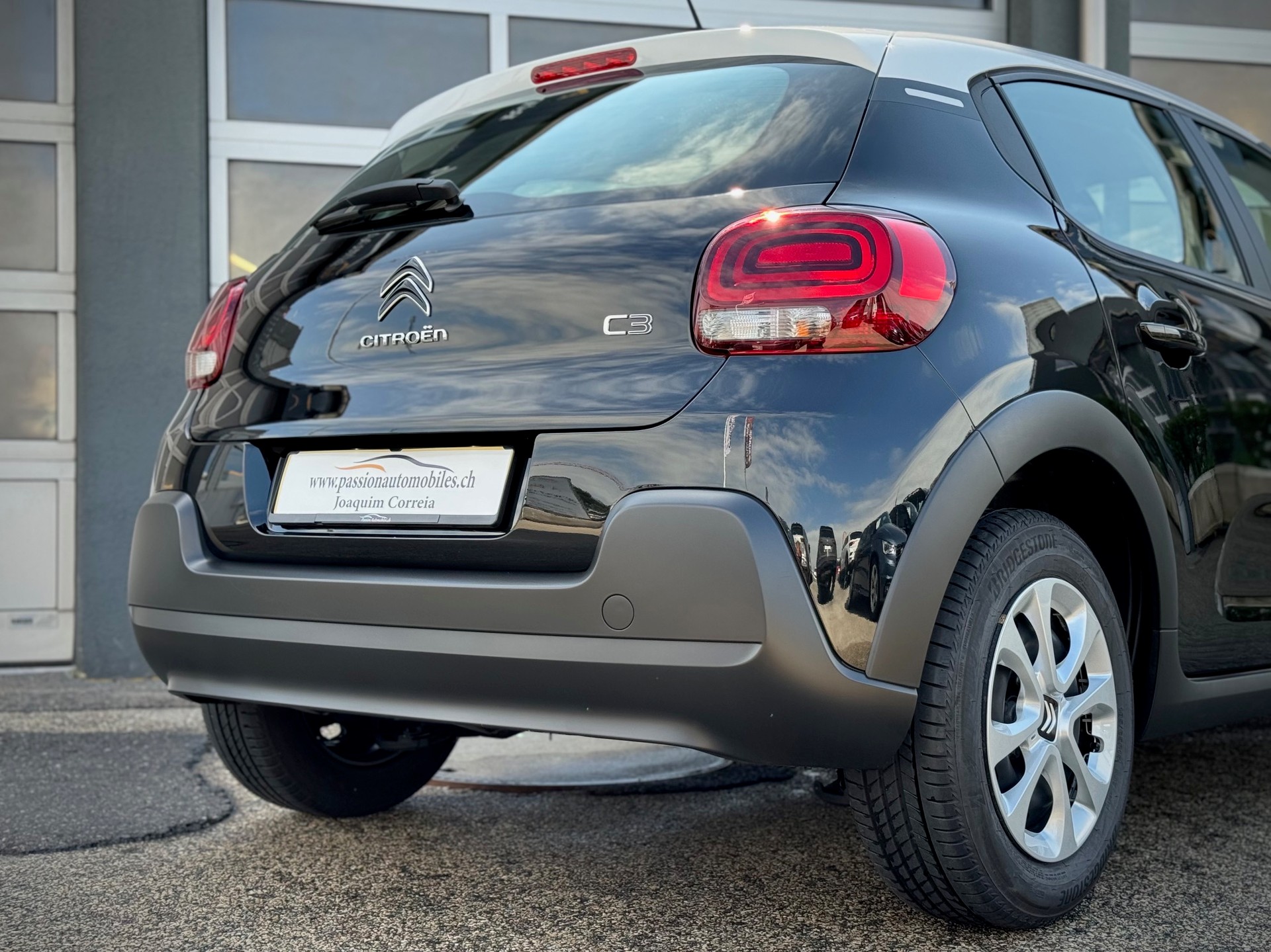 CITROEN C3 1.2i PureTech You! - Véhicule Suisse (CH)-image-5