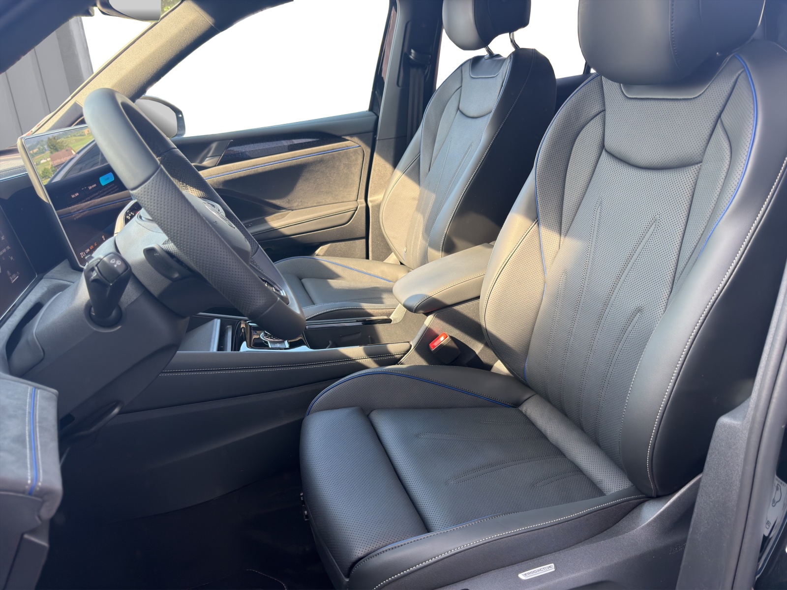 VW Tiguan 2.0 TSI DSG R-Line Plus 4Motion-image-9