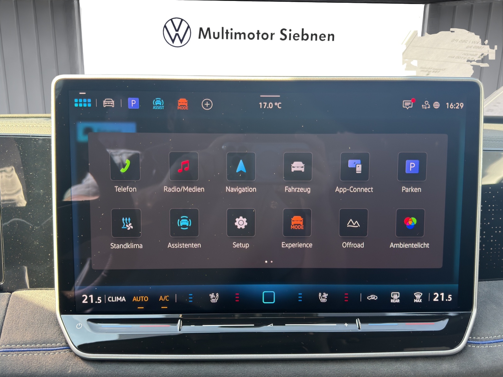 VW Tiguan 2.0 TSI DSG R-Line Plus 4Motion-image-13