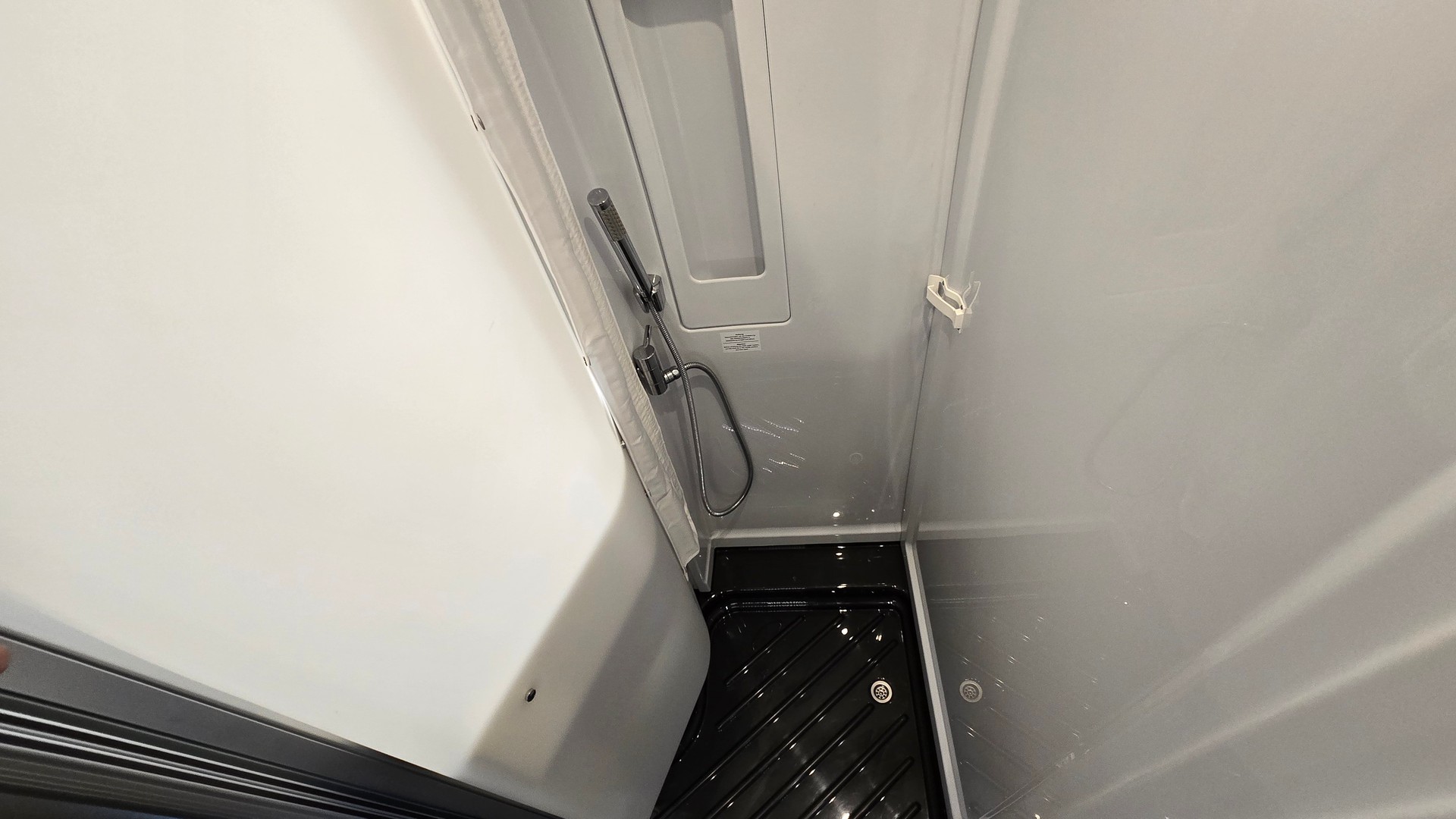 DETHLEFFS Globetrail 600 / Peugeot Boxer 2.2BlueHdi 140PS-image-15