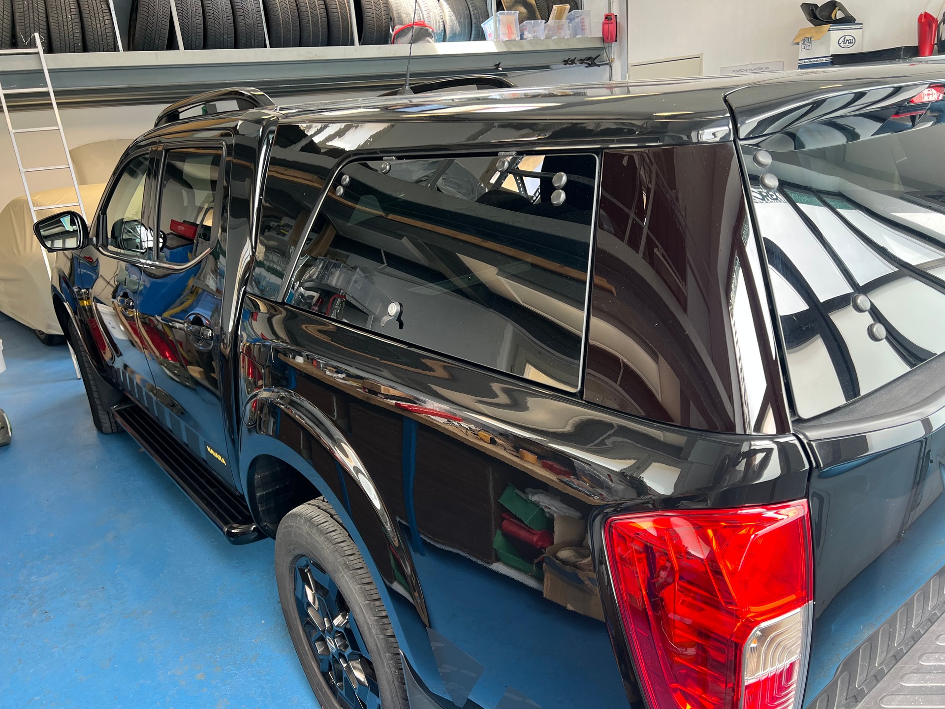 NISSAN NAVARA N-Guard-image-7