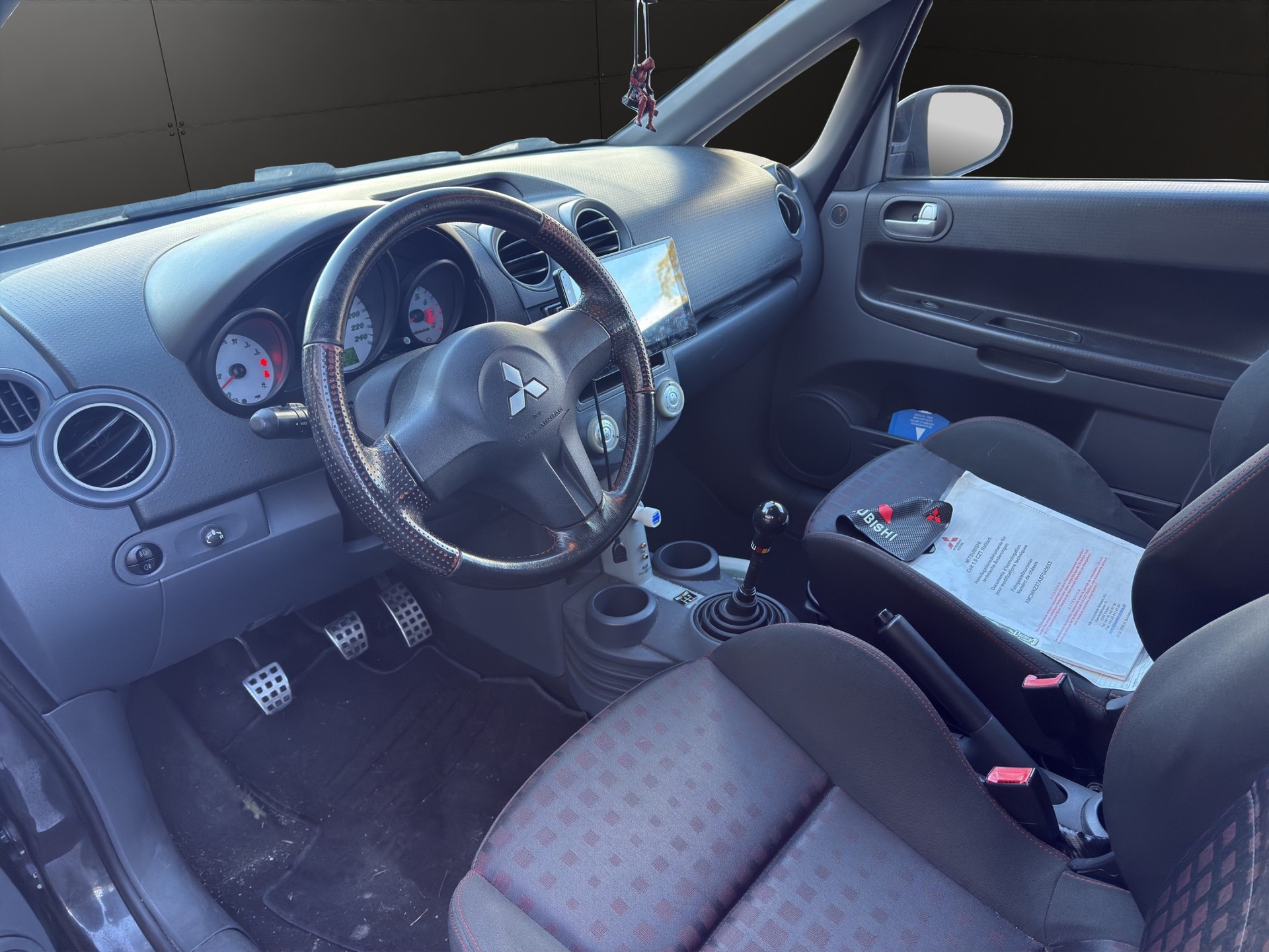 MITSUBISHI Colt 1.5 16V Turbo Ralliart 200PS-showroom-element-3