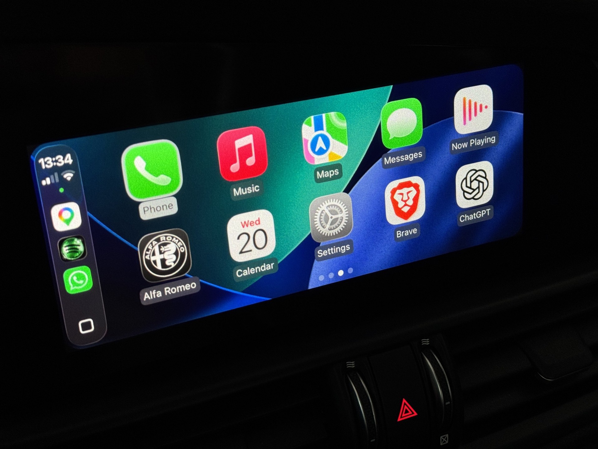 ALFA ROMEO Giulia 2.0 Veloce Q4 AT8 "Navi-Leder-RF.-Kamera"-image-16