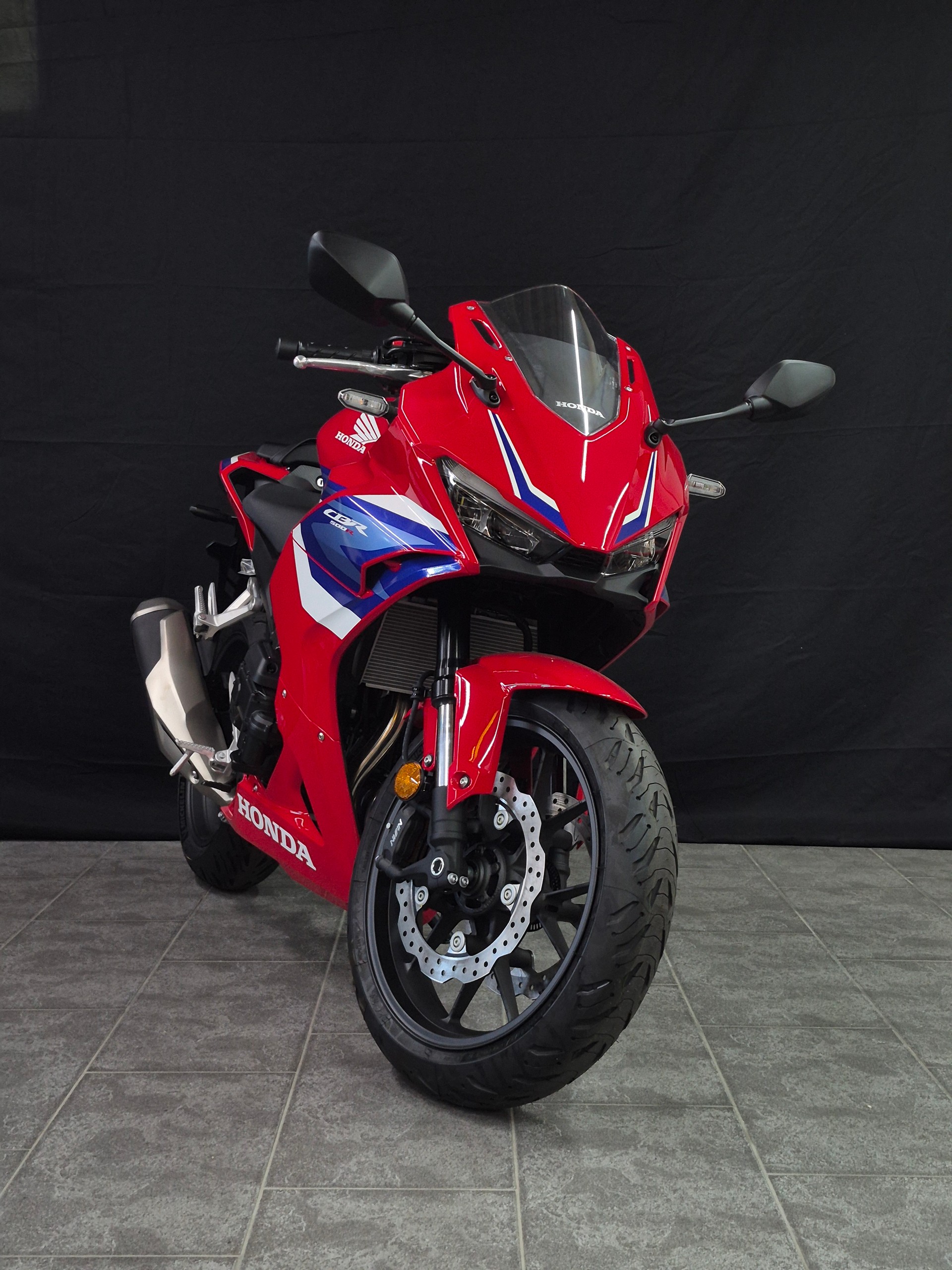 HONDA CBR 500 R (35kW)-image-9