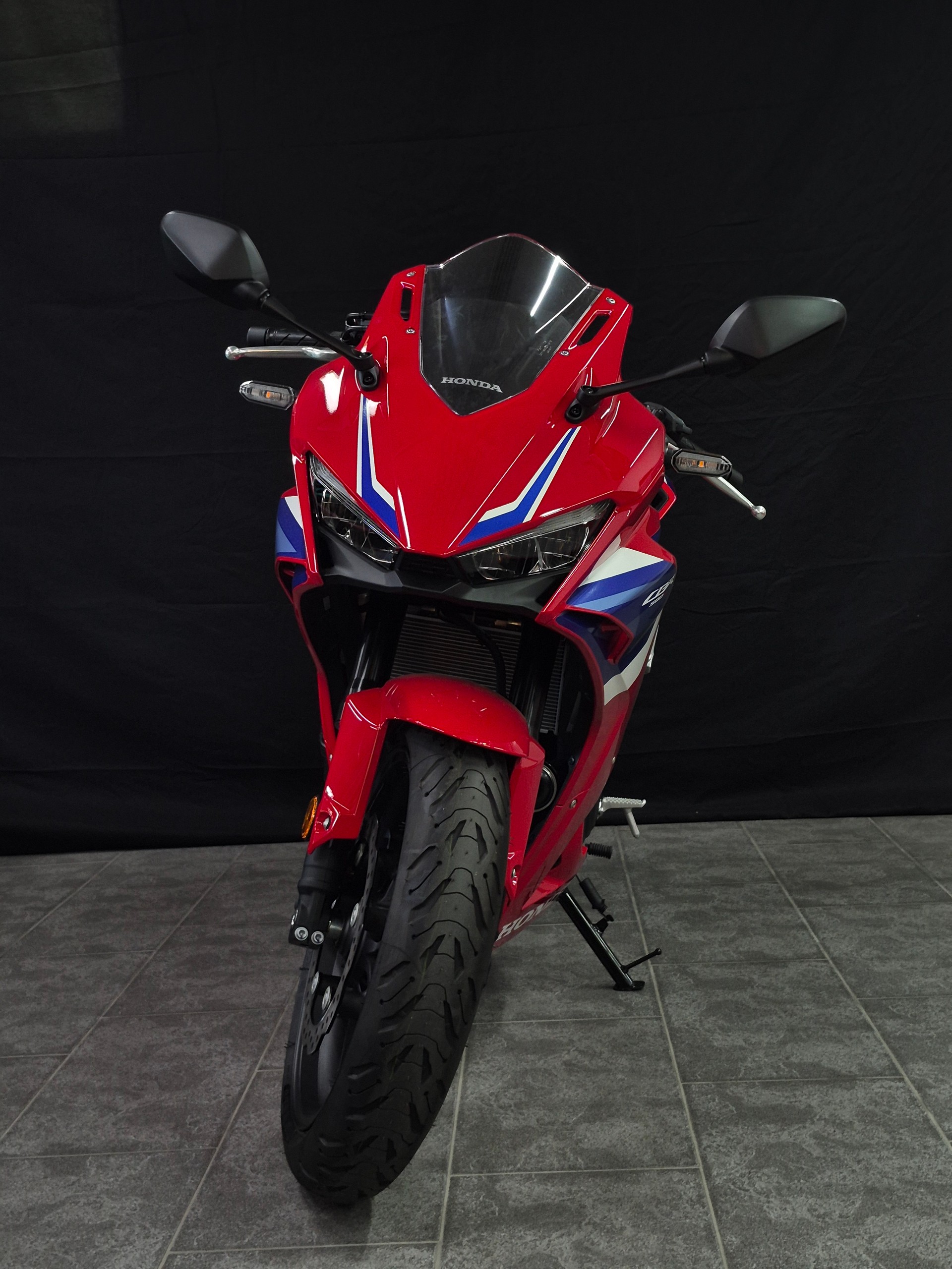HONDA CBR 500 R (35kW)-image-11