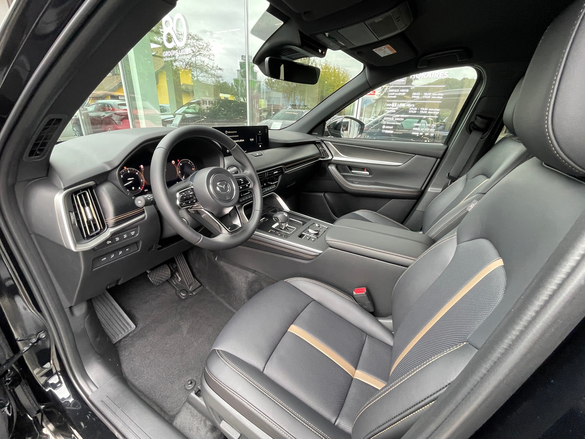 MAZDA CX-80 e-Skyactiv PHEV 327 AWD Homura-image-6