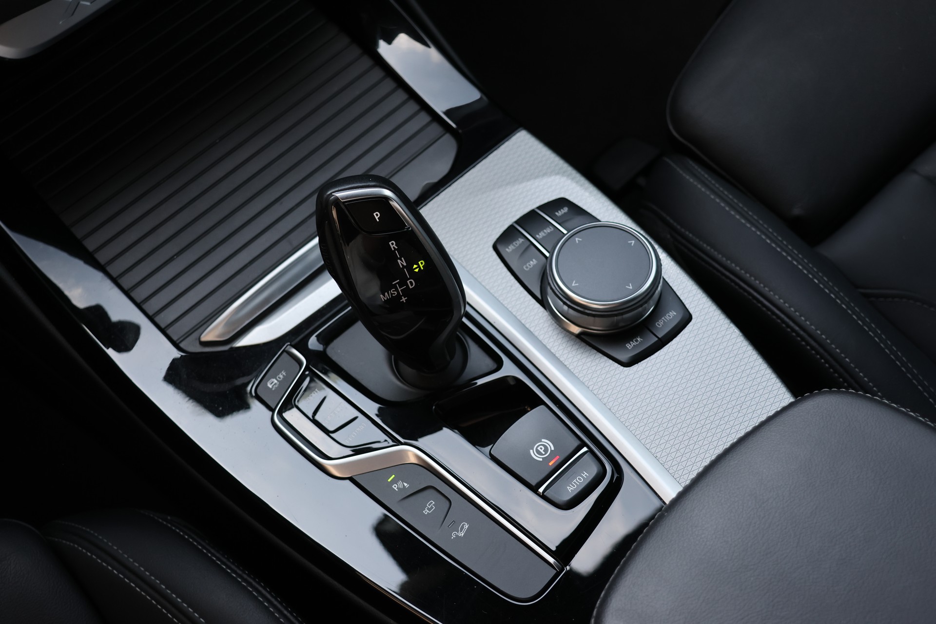 BMW X3 xDrive 20i M Sport Steptronic-image-15