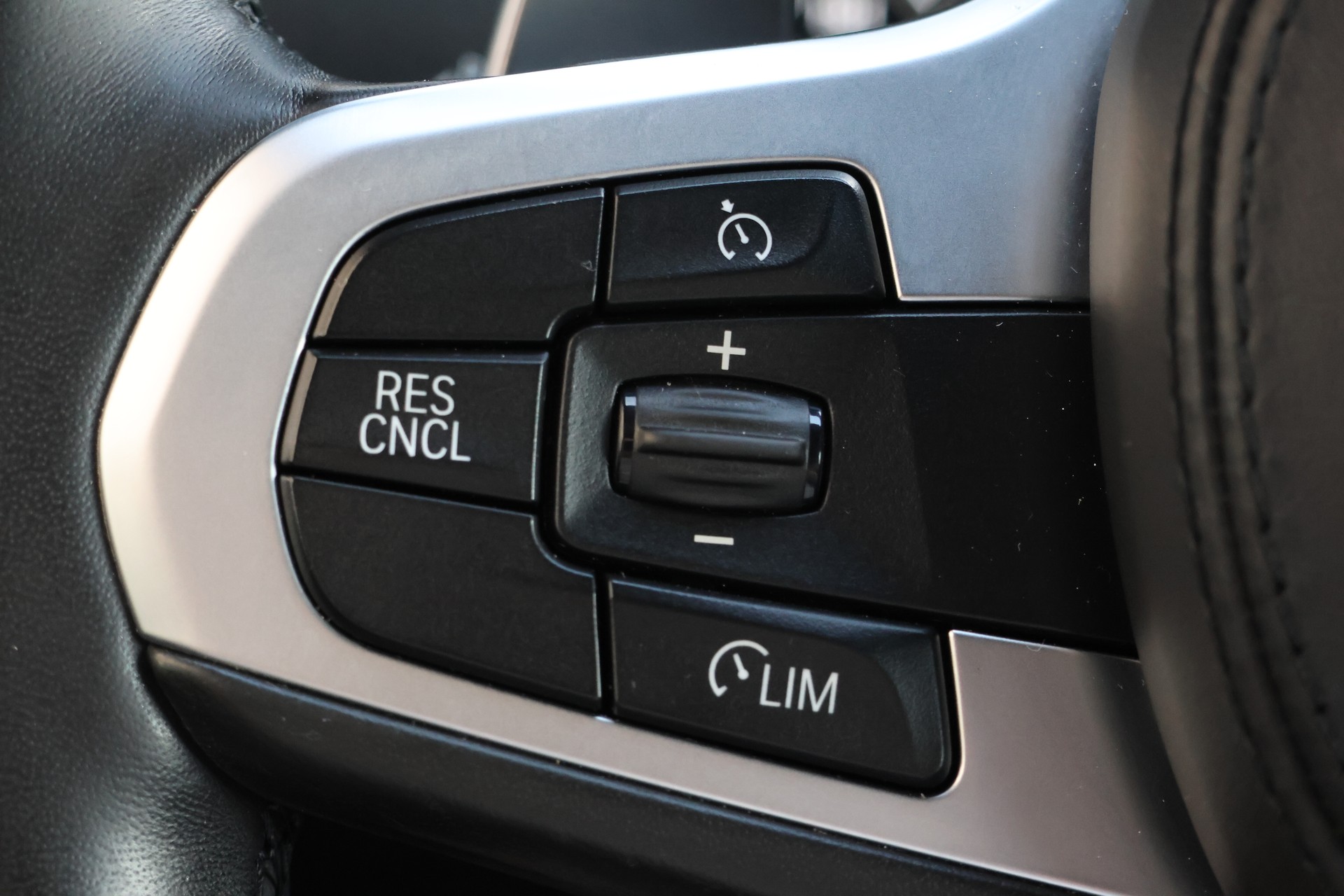 BMW X3 xDrive 20i M Sport Steptronic-image-14